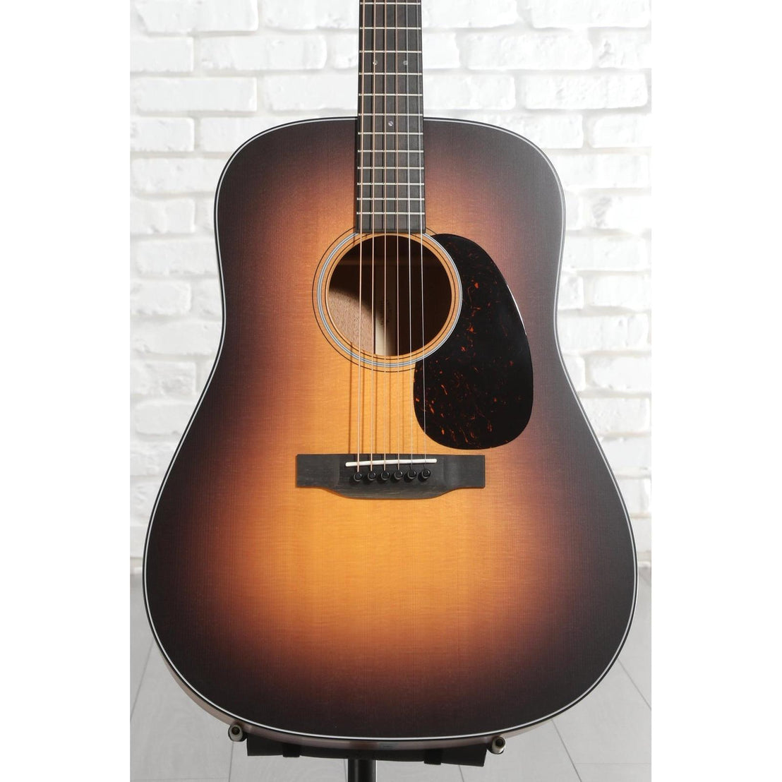Đàn Guitar Acoustic Martin D-18 Standard Series - 2025-Mai Nguyên Music