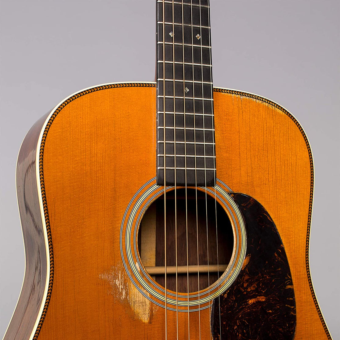 Đàn Guitar Acoustic Martin D-28 Authentic 1937 Aged w/Case-Mai Nguyên Music