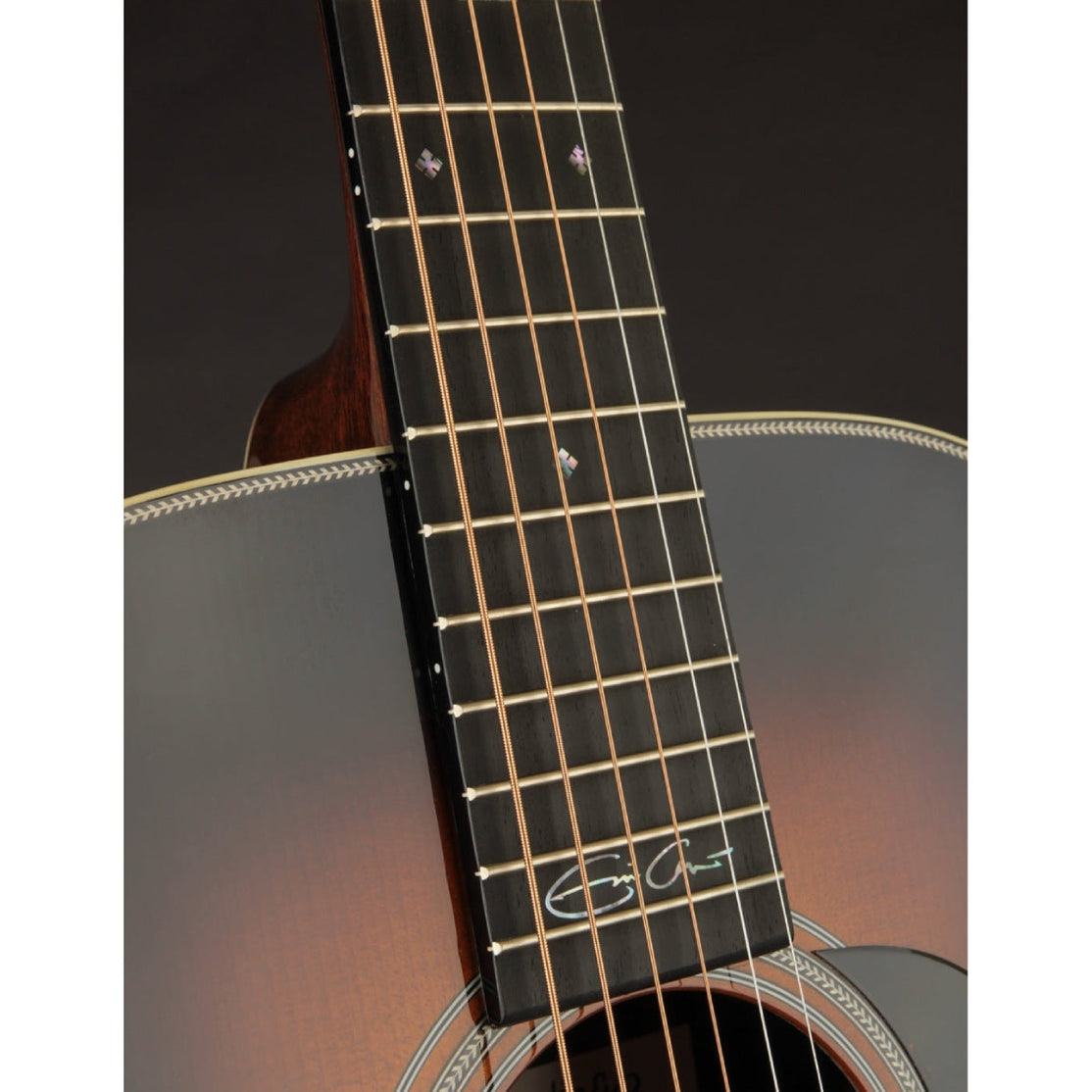 Đàn Guitar Acoustic Martin Eric Clapton 000-28EC, Sunburst w/Case-Mai Nguyên Music