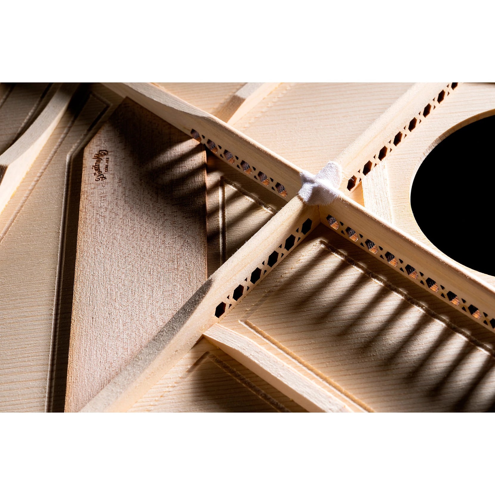 Đàn Guitar Acoustic Martin GPCE Inception Maple Inception Series - Amber Fade Sunburst-Mai Nguyên Music
