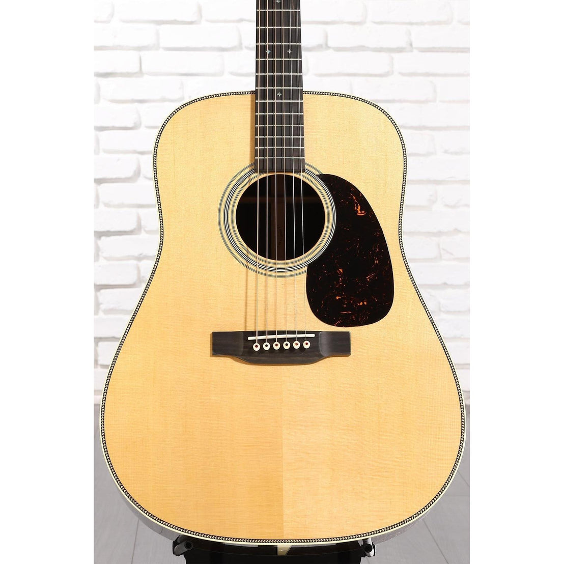 Đàn Guitar Acoustic Martin HD-28 Standard Series - 2025-Mai Nguyên Music