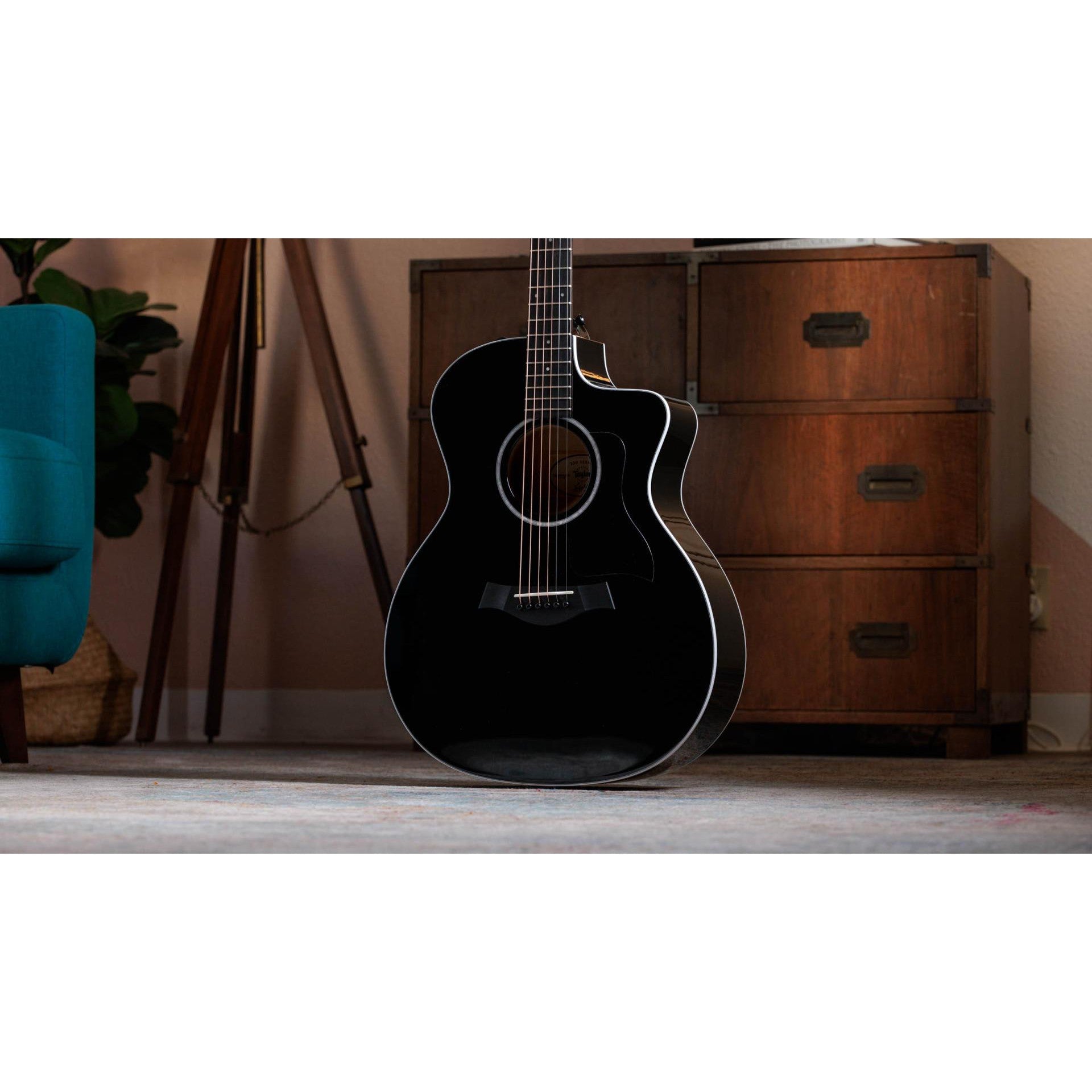 Đàn Guitar Acoustic Taylor 214ce-BLK Plus w/Softshell Case-Mai Nguyên Music