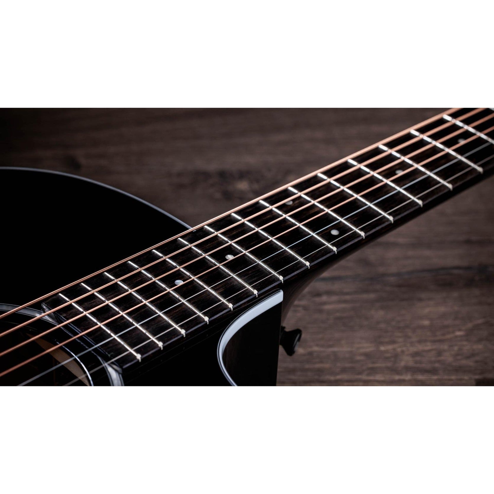 Đàn Guitar Acoustic Taylor 214ce-BLK Plus w/Softshell Case-Mai Nguyên Music