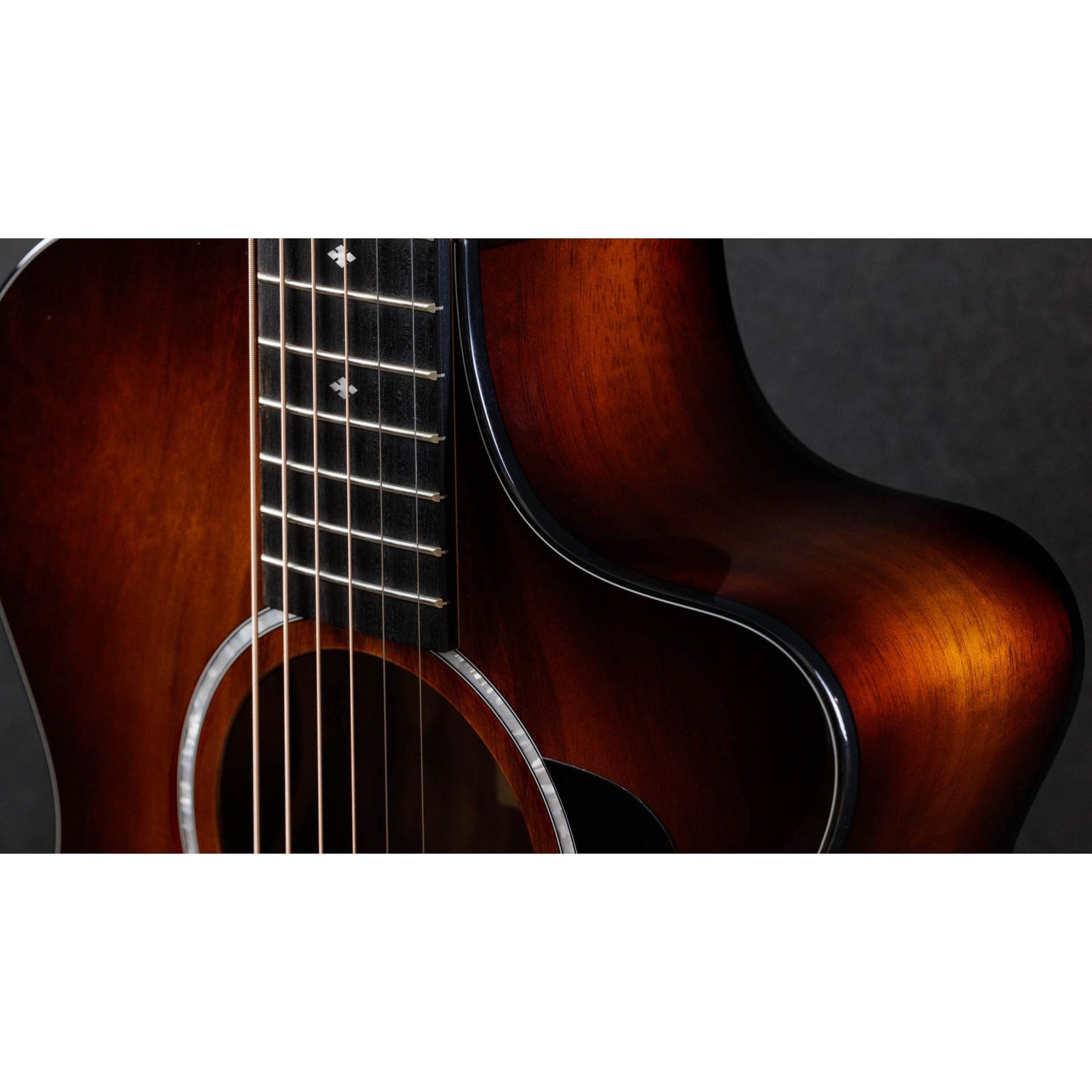Đàn Guitar Acoustic Taylor 222ce-K DLX w/Softshell Case-Mai Nguyên Music
