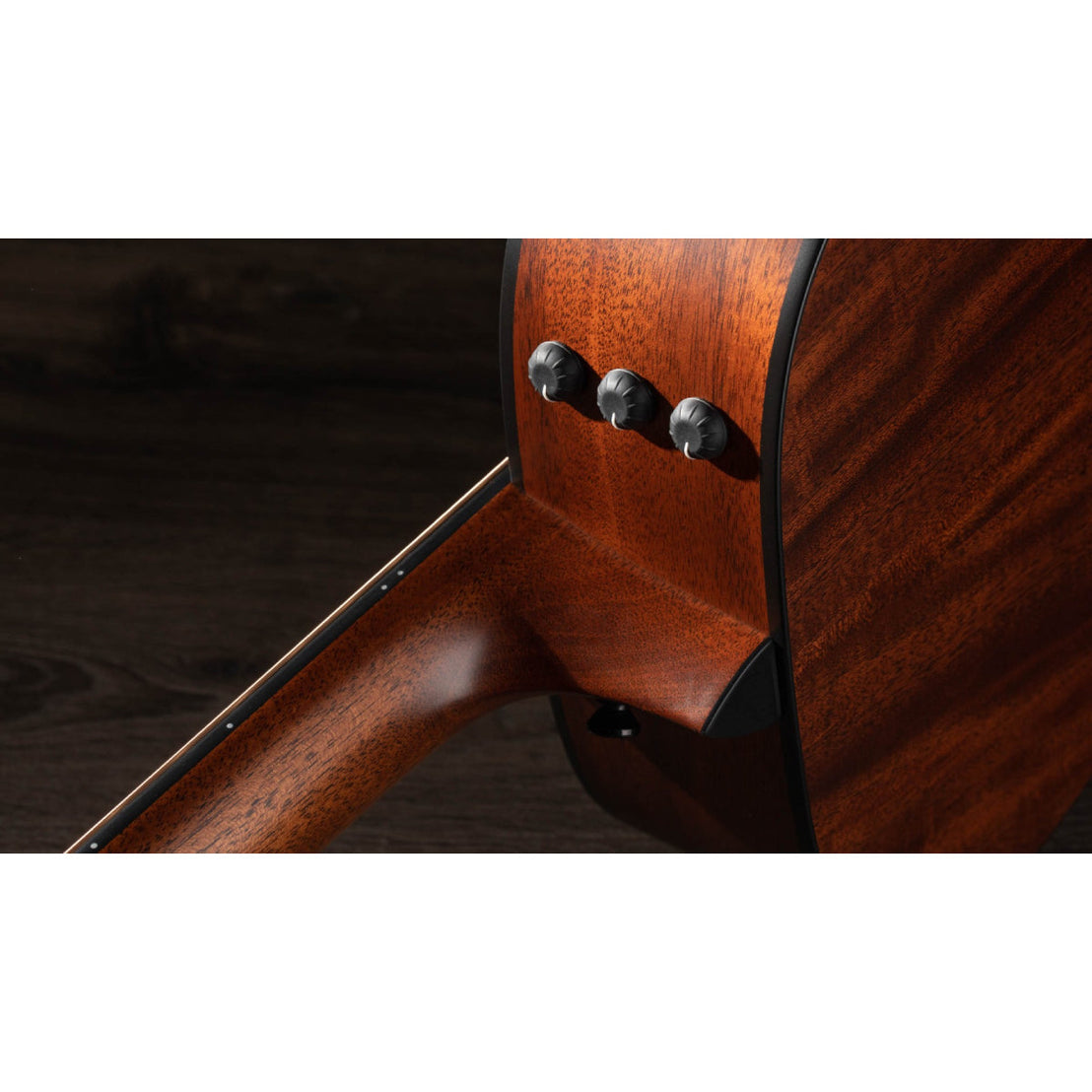 Đàn Guitar Acoustic Taylor 324e w/Case-Mai Nguyên Music