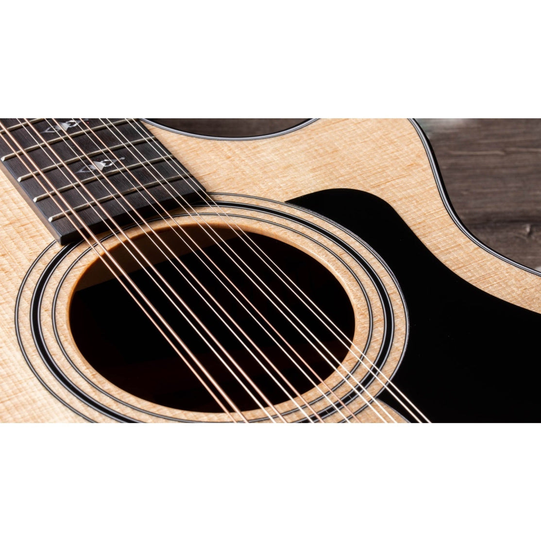 Đàn Guitar Acoustic Taylor 352ce w/Case-Mai Nguyên Music