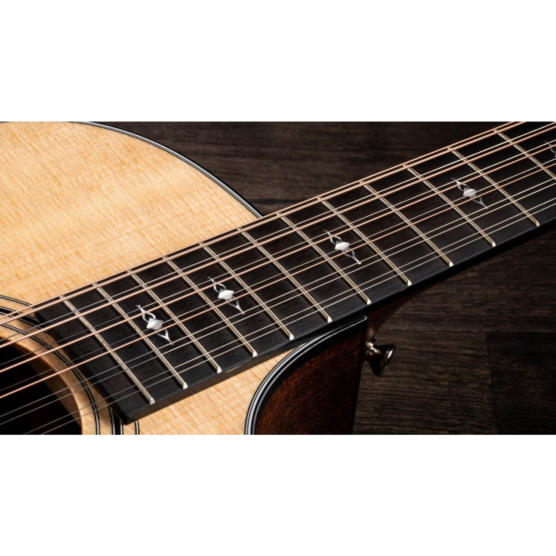 Đàn Guitar Acoustic Taylor 352ce w/Case-Mai Nguyên Music