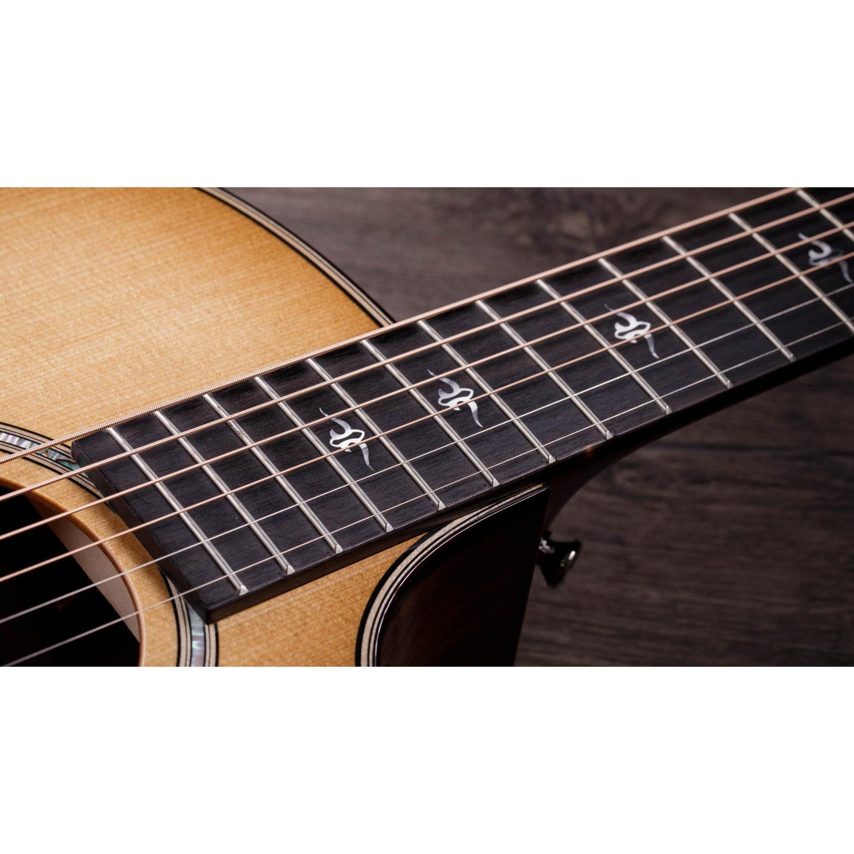 Đàn Guitar Acoustic Taylor 514ce w/Hardshell Case-Mai Nguyên Music