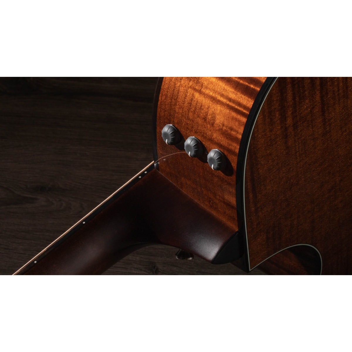 Đàn Guitar Acoustic Taylor 612ce 12-Fret w/Case-Mai Nguyên Music