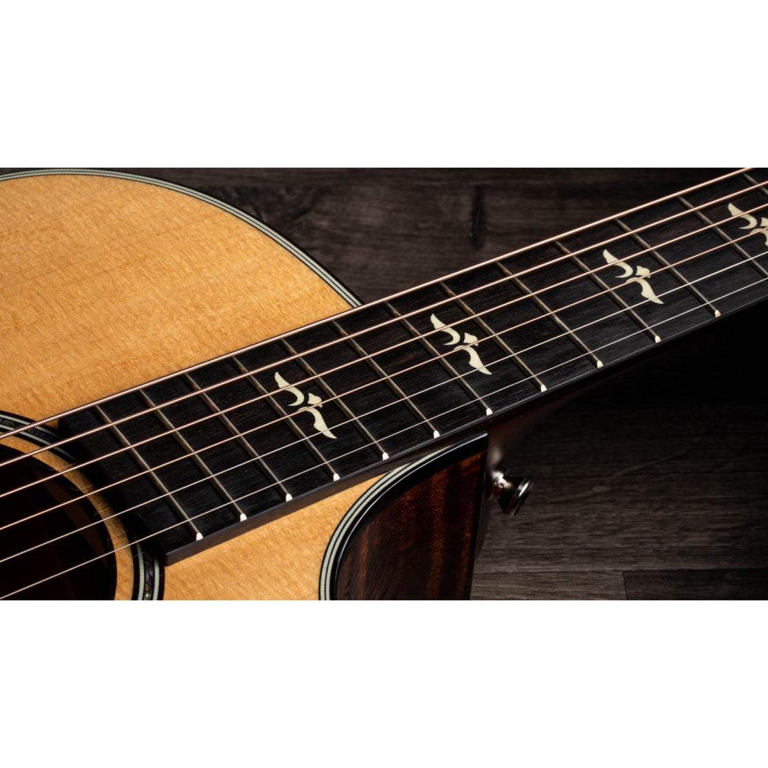 Đàn Guitar Acoustic Taylor 612ce 12-Fret w/Case-Mai Nguyên Music