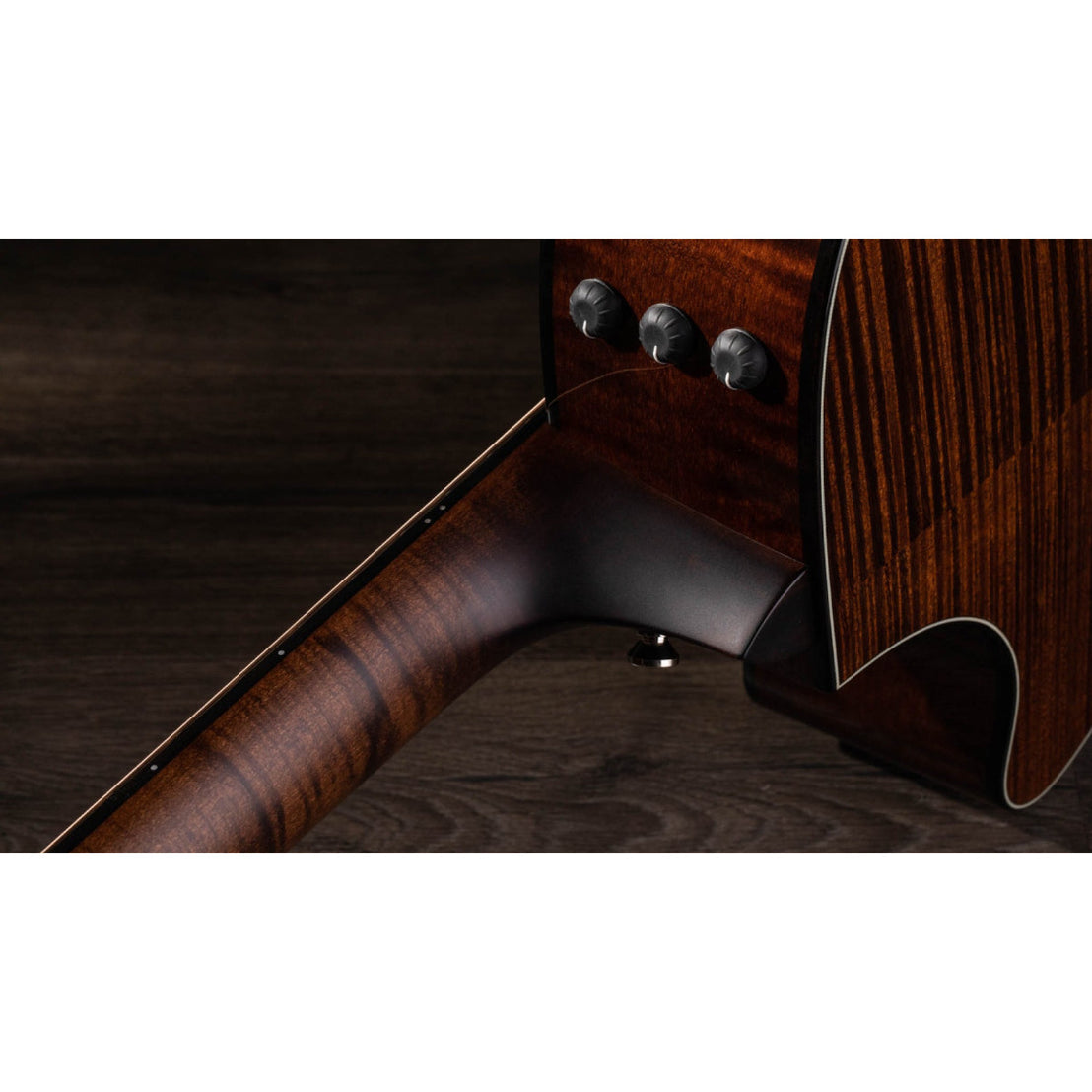 Đàn Guitar Acoustic Taylor 612ce V-Class w/Case-Mai Nguyên Music