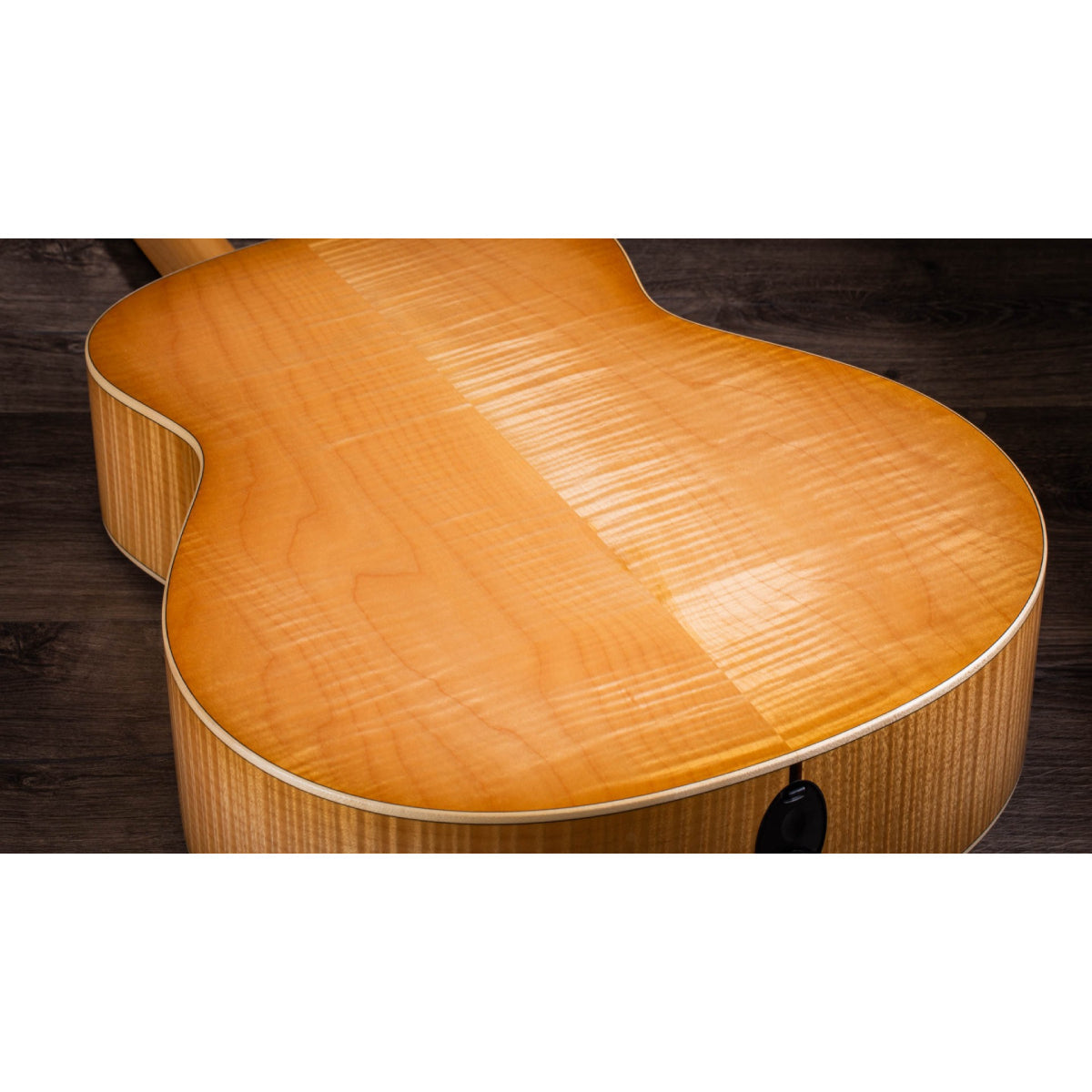 Đàn Guitar Acoustic Taylor 618e w/Case-Mai Nguyên Music