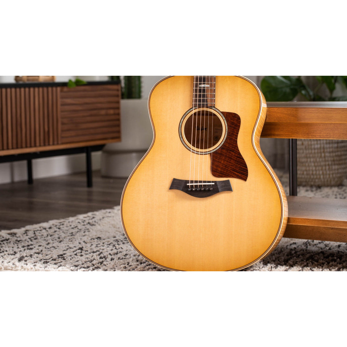 Đàn Guitar Acoustic Taylor 618e w/Case-Mai Nguyên Music