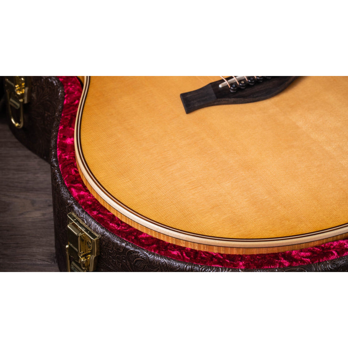 Đàn Guitar Acoustic Taylor 618e w/Case-Mai Nguyên Music