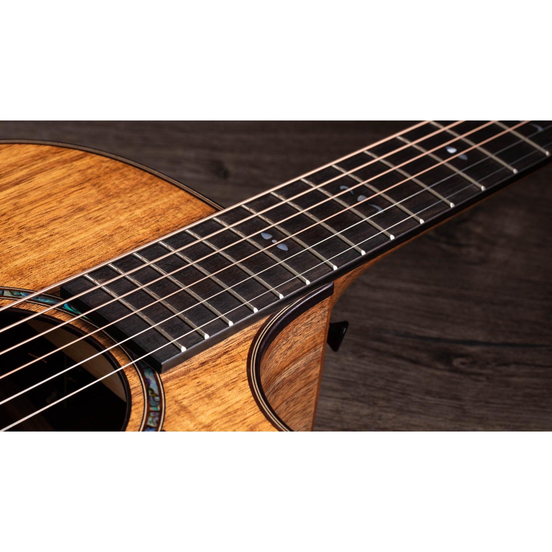 Đàn Guitar Acoustic Taylor 722ce w/Hardshell Case-Mai Nguyên Music