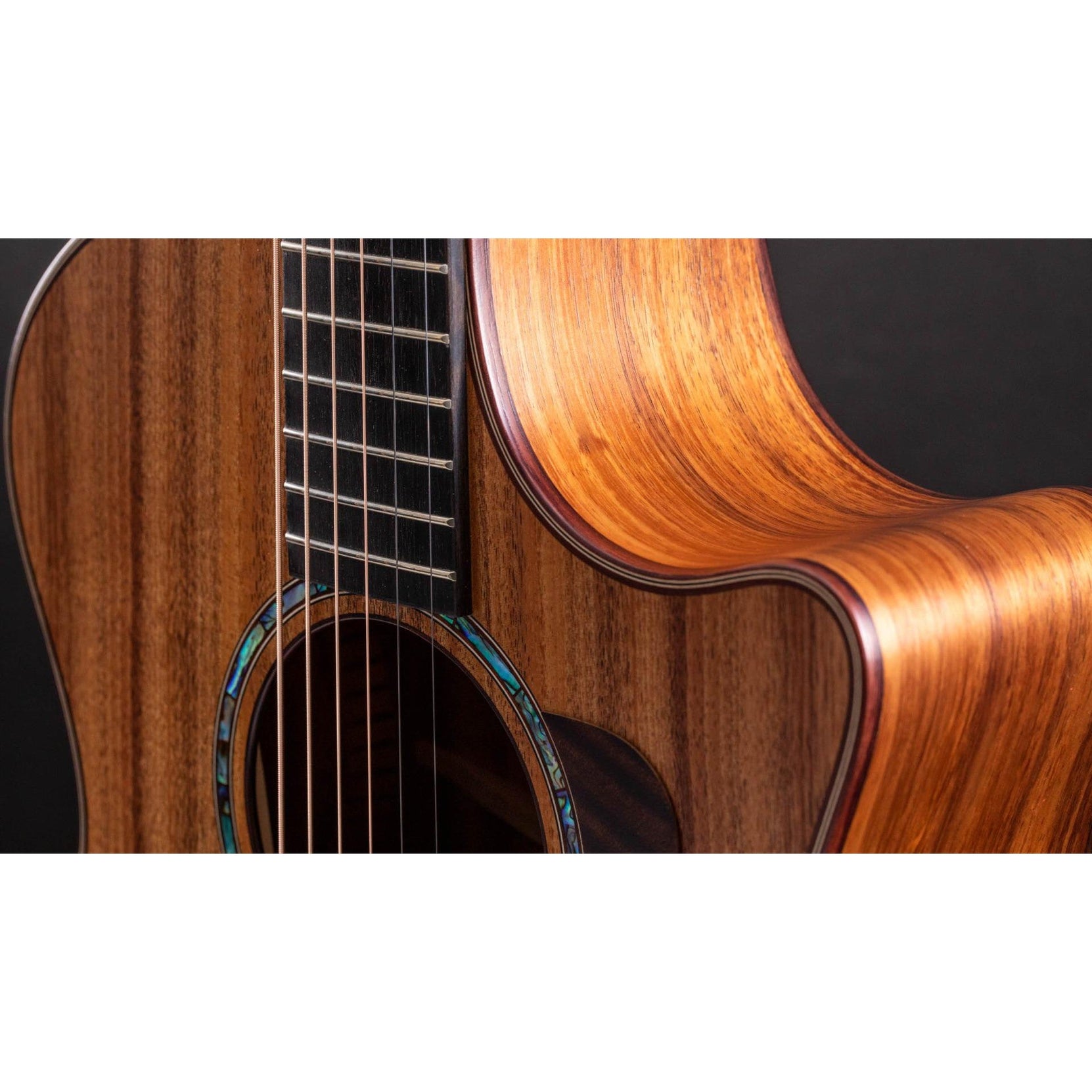Đàn Guitar Acoustic Taylor 724ce w/Hardshell Case-Mai Nguyên Music