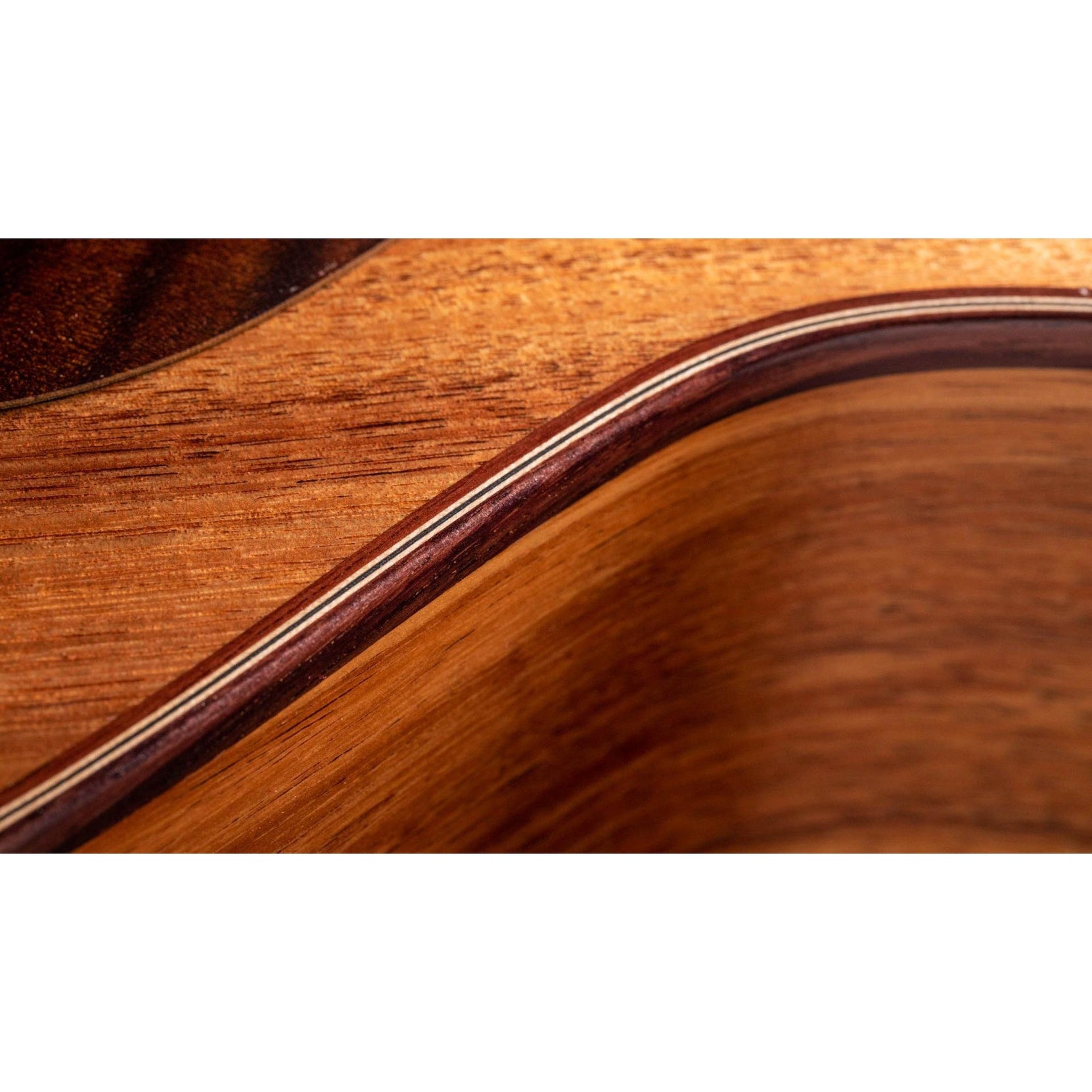 Đàn Guitar Acoustic Taylor 724ce w/Hardshell Case-Mai Nguyên Music