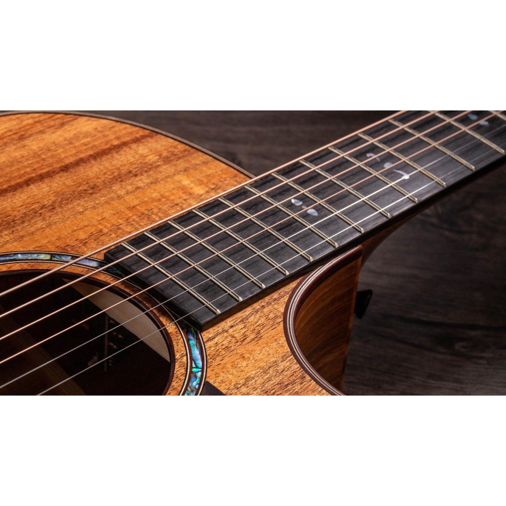 Đàn Guitar Acoustic Taylor 724ce w/Hardshell Case-Mai Nguyên Music