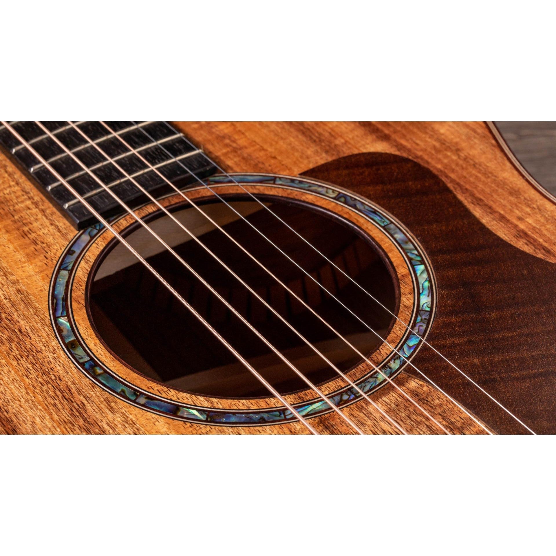 Đàn Guitar Acoustic Taylor 724ce w/Hardshell Case-Mai Nguyên Music