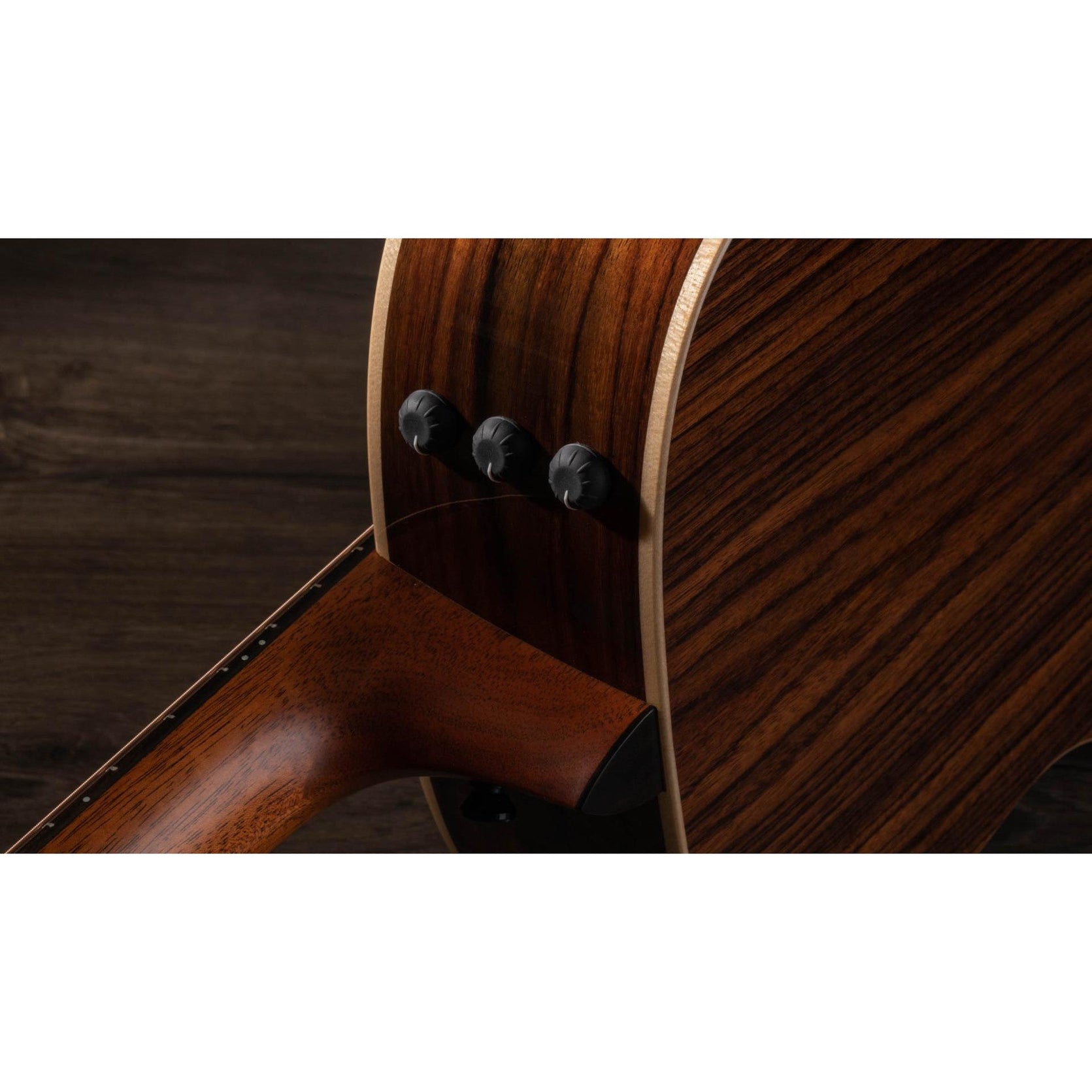 Đàn Guitar Acoustic Taylor 811e Grand Theater-Mai Nguyên Music