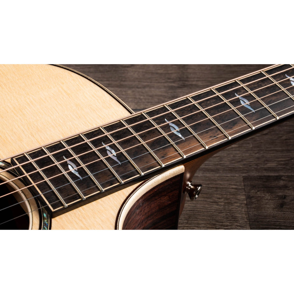 Đàn Guitar Acoustic Taylor 812ce 12-Fret w/Case-Mai Nguyên Music