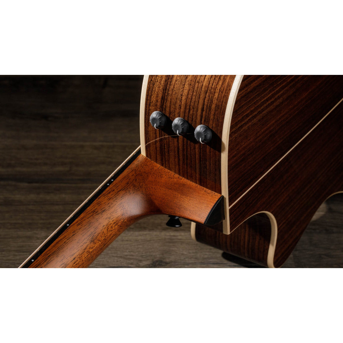Đàn Guitar Acoustic Taylor 812ce w/Case-Mai Nguyên Music