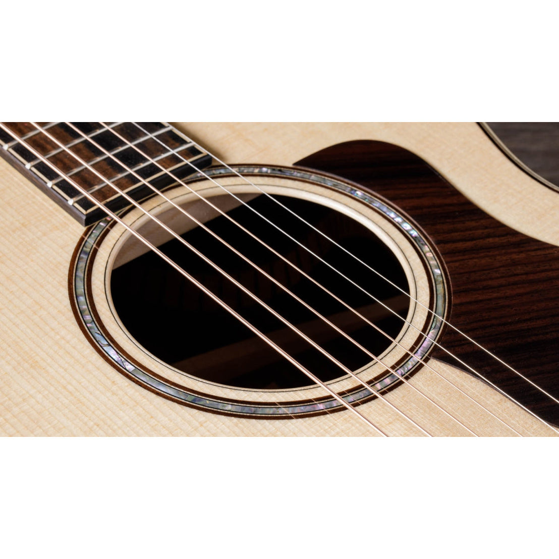 Đàn Guitar Acoustic Taylor 814ce w/Case-Mai Nguyên Music