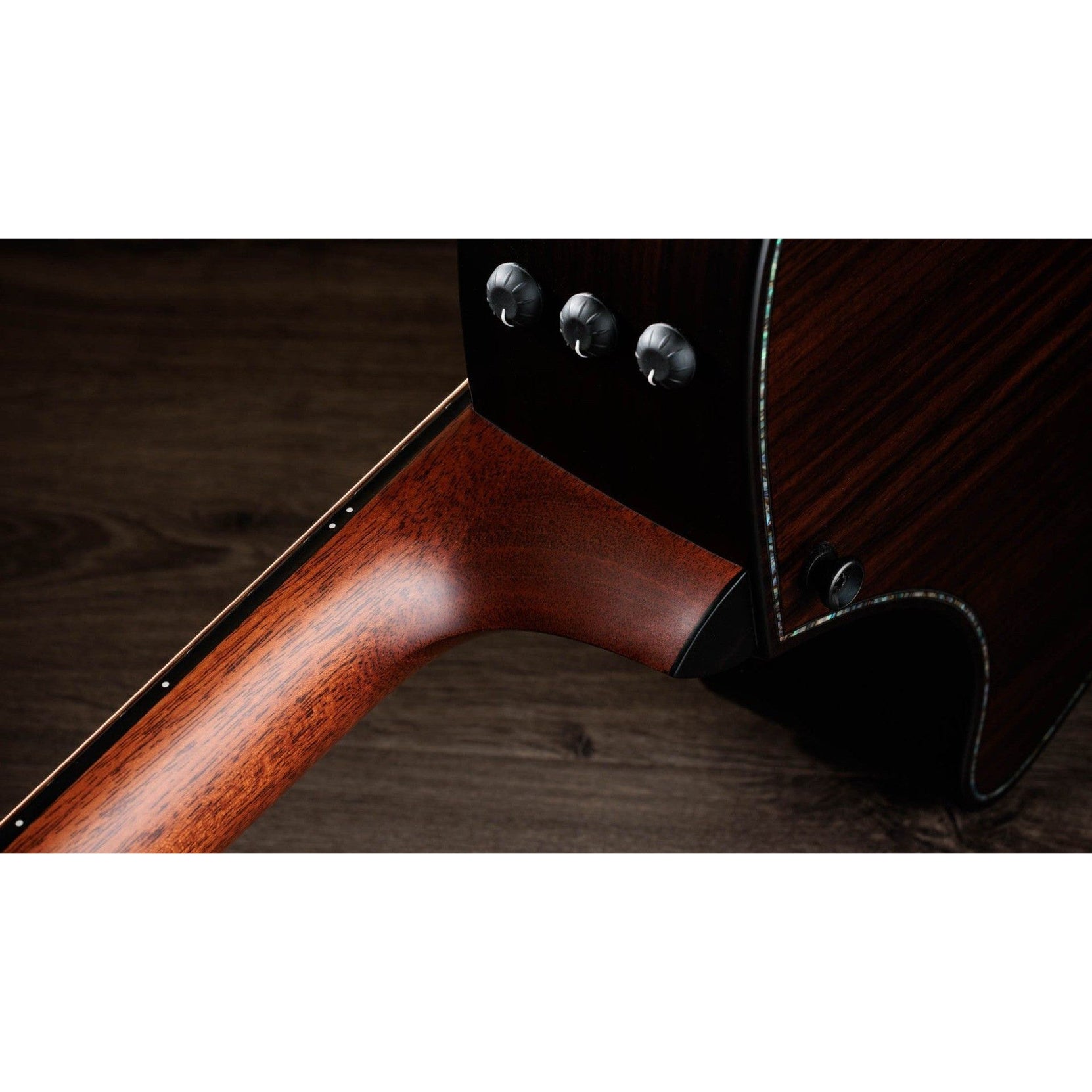 Đàn Guitar Acoustic Taylor 914ce Builder's Edition-Mai Nguyên Music