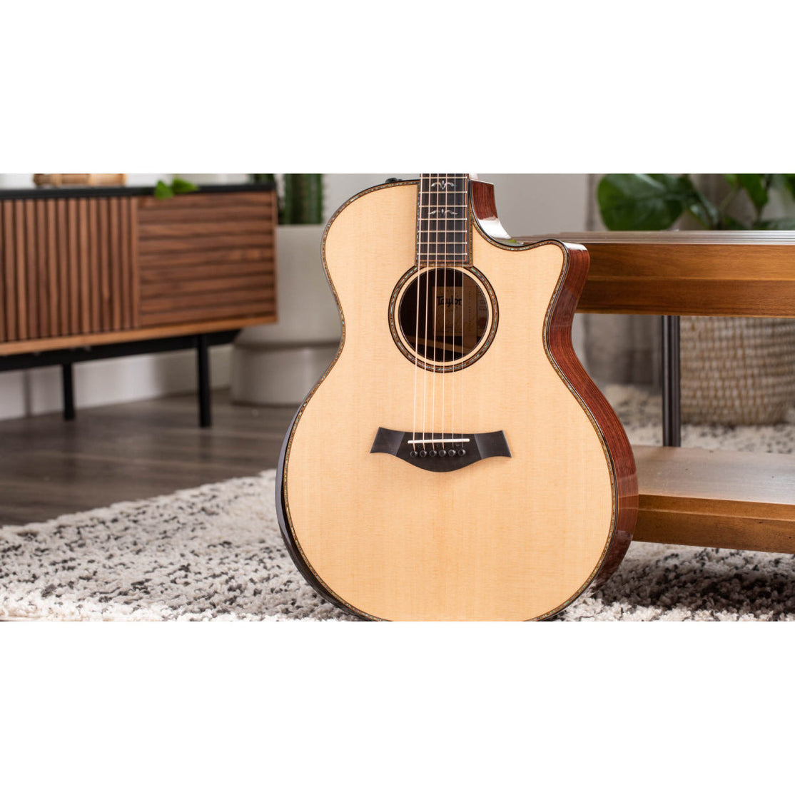 Đàn Guitar Acoustic Taylor 914ce w/Case-Mai Nguyên Music