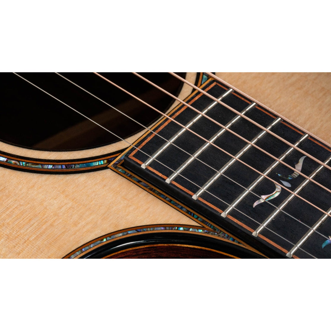 Đàn Guitar Acoustic Taylor 914ce w/Case-Mai Nguyên Music