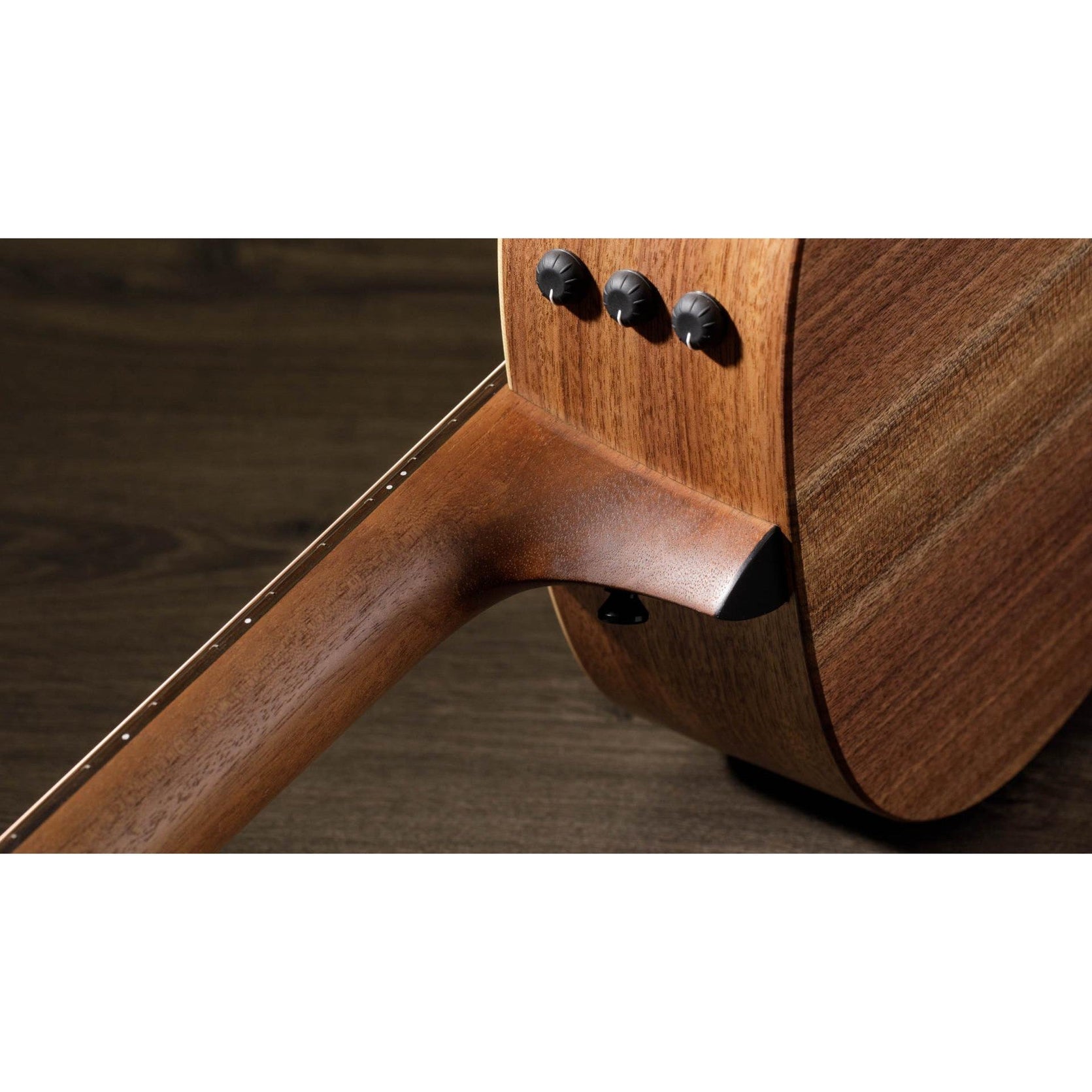 Đàn Guitar Acoustic Taylor AD17e-SB American Dream-Mai Nguyên Music