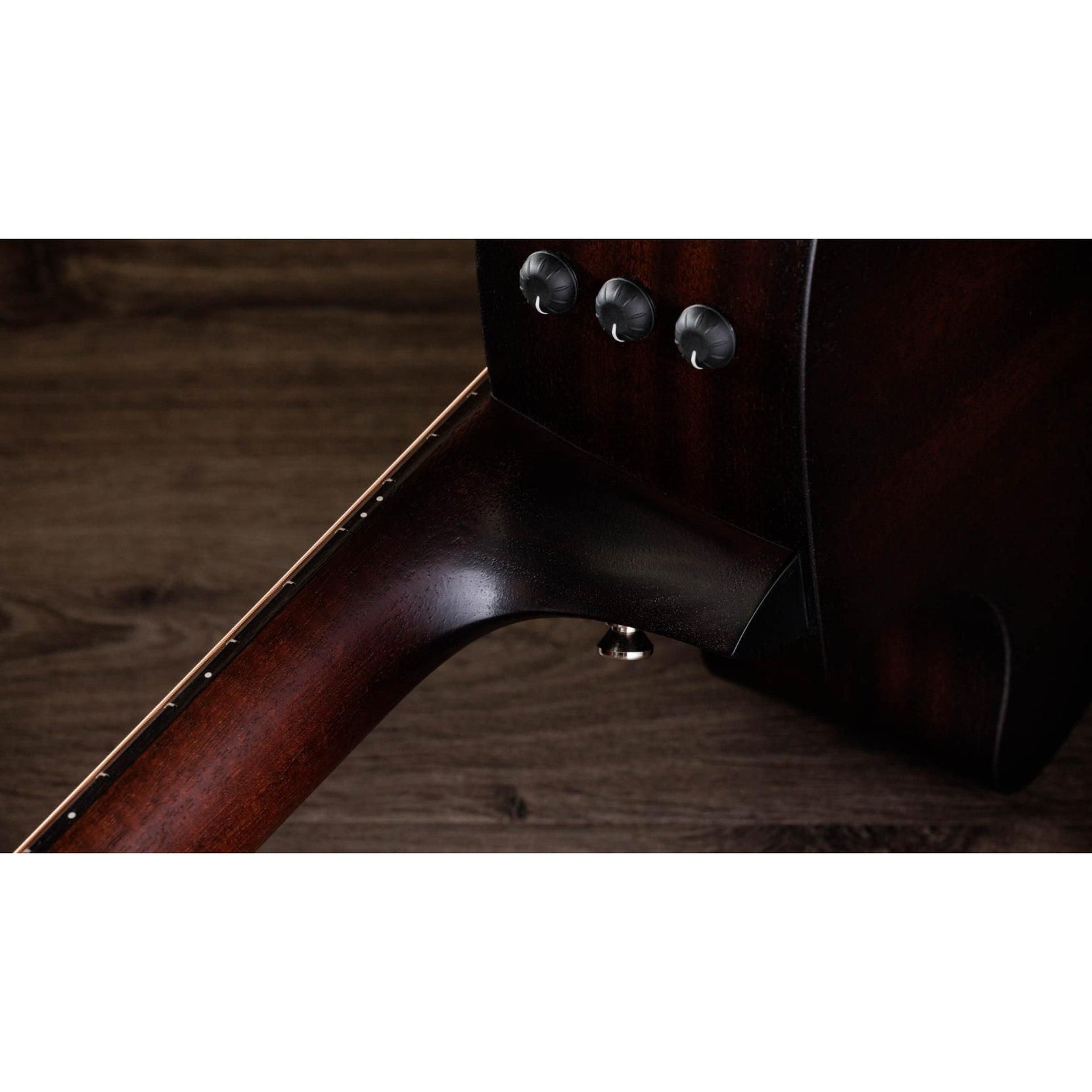 Đàn Guitar Acoustic Taylor AD24ce American Dream-Mai Nguyên Music