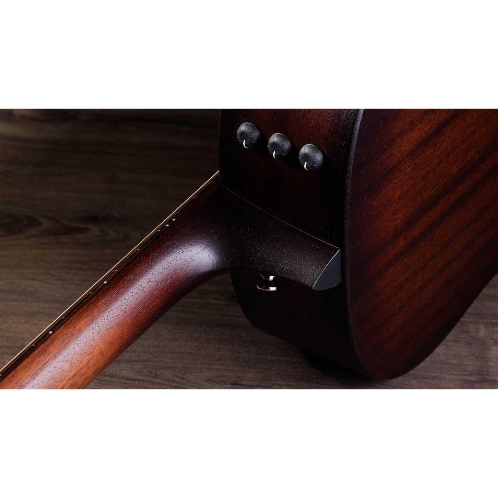 Đàn Guitar Acoustic Taylor AD27e American Dream-Mai Nguyên Music