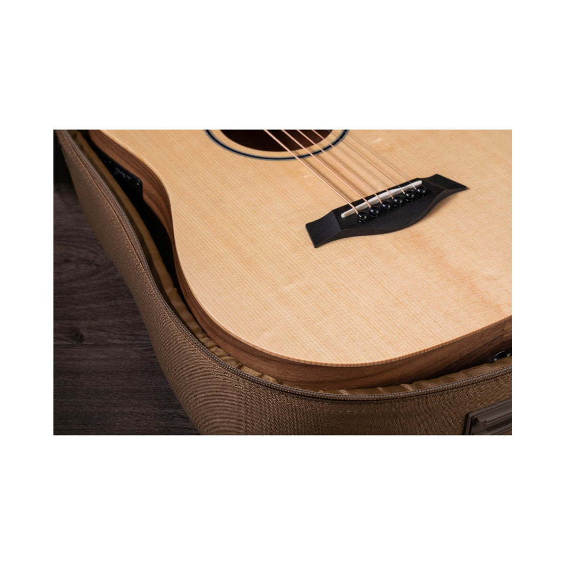 Đàn Guitar Acoustic Taylor Baby Taylor (BT1e) w/Bag-Mai Nguyên Music