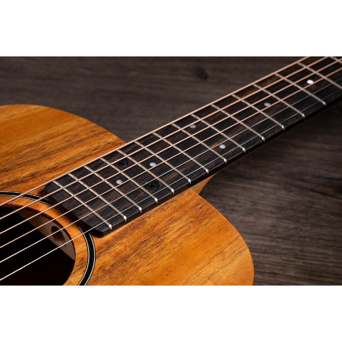 Đàn Guitar Acoustic Taylor Baby Taylor (BTe) Koa w/Bag-Mai Nguyên Music