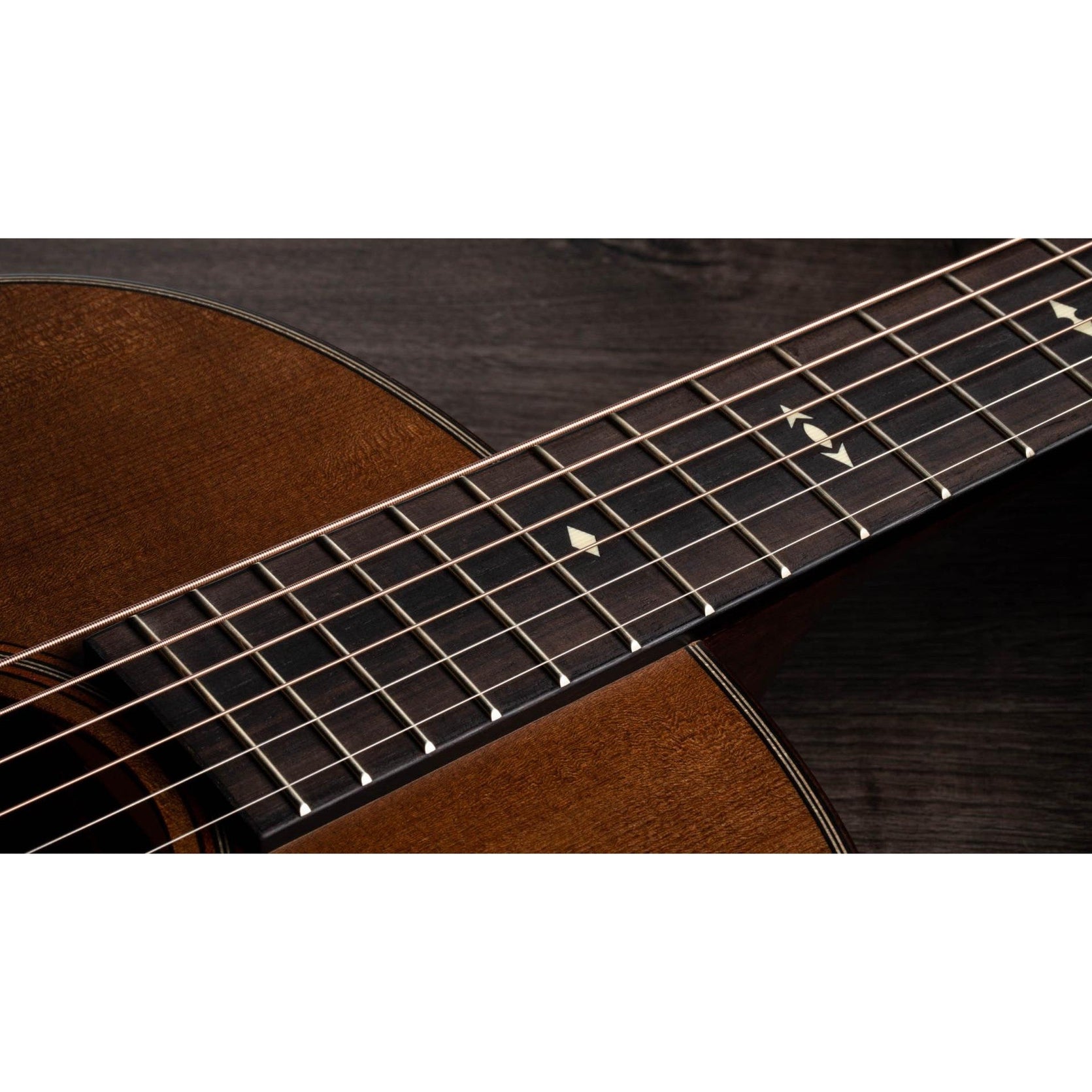 Đàn Guitar Acoustic Taylor Builder's Edition 517e WHB w/Hardshell Case-Mai Nguyên Music