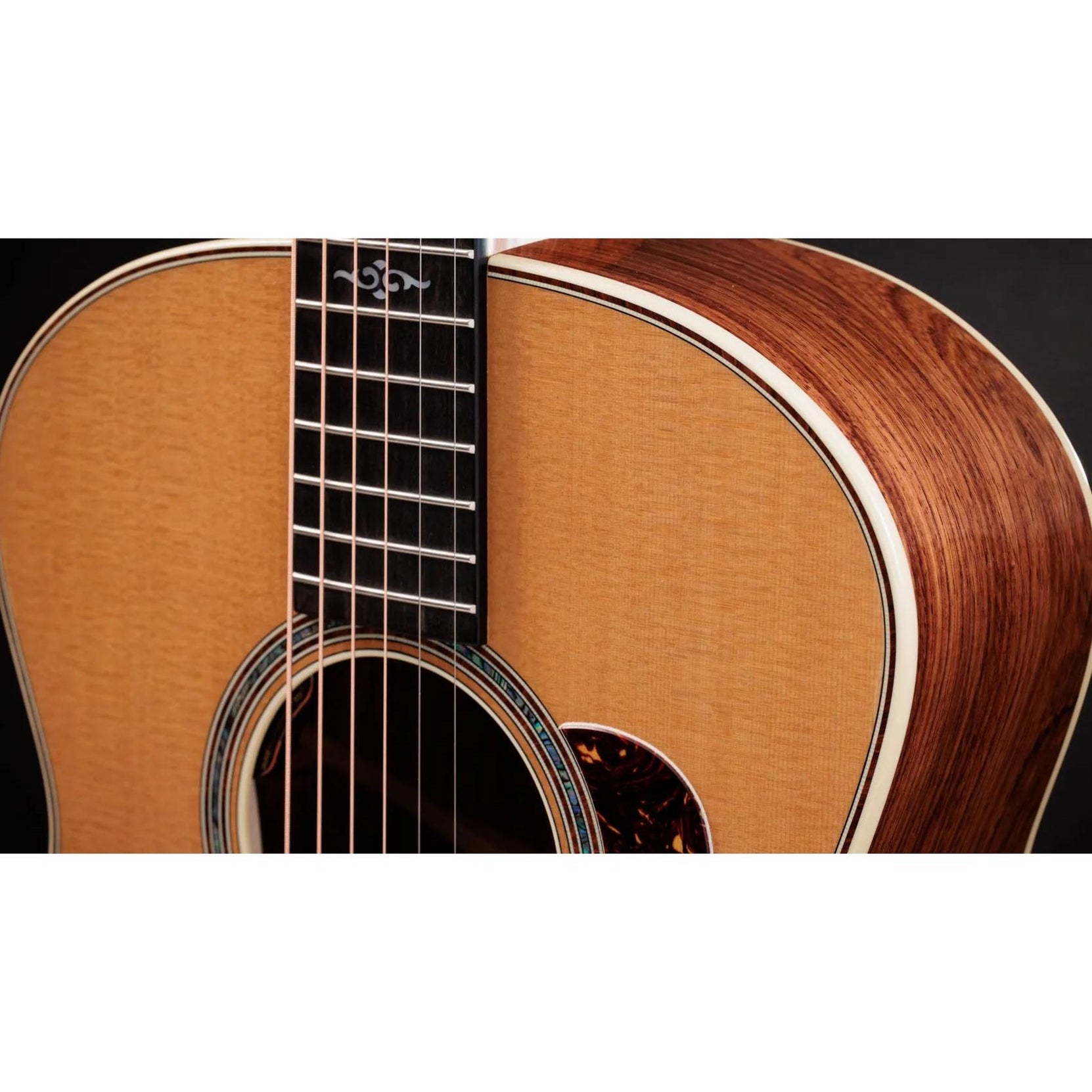 Đàn Guitar Acoustic Taylor Gold Label 814e-Mai Nguyên Music