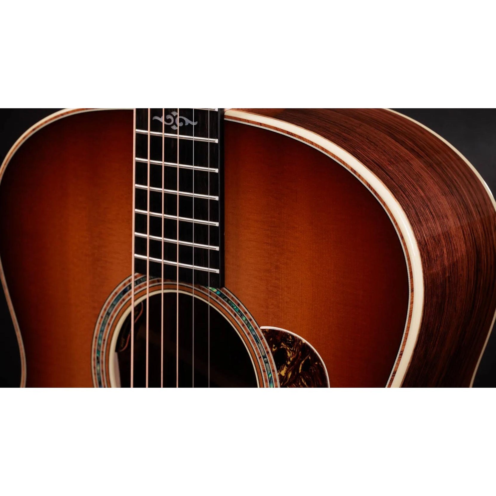 Đàn Guitar Acoustic Taylor Gold Label 814e-Mai Nguyên Music