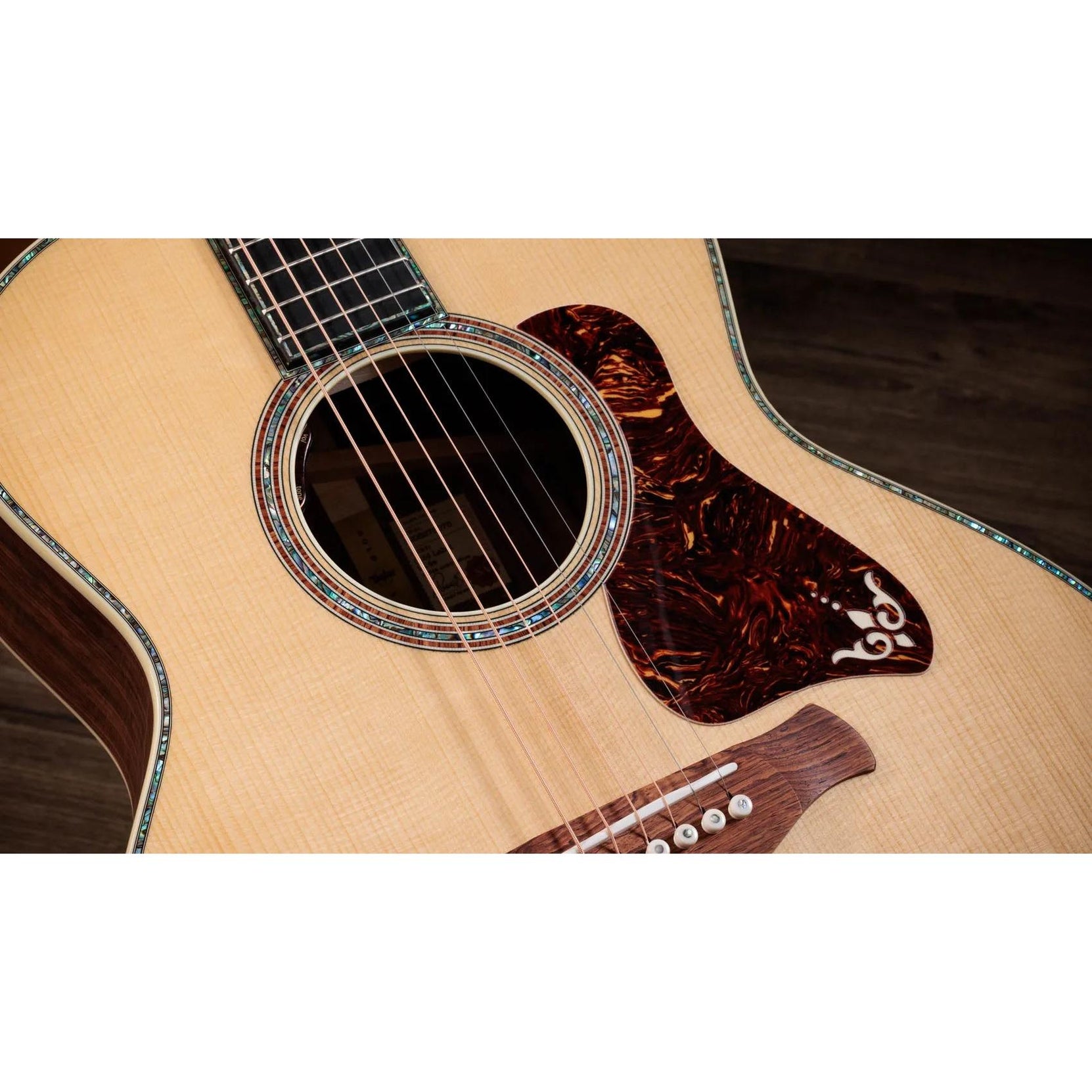 Đàn Guitar Acoustic Taylor Gold Label 914e-Mai Nguyên Music