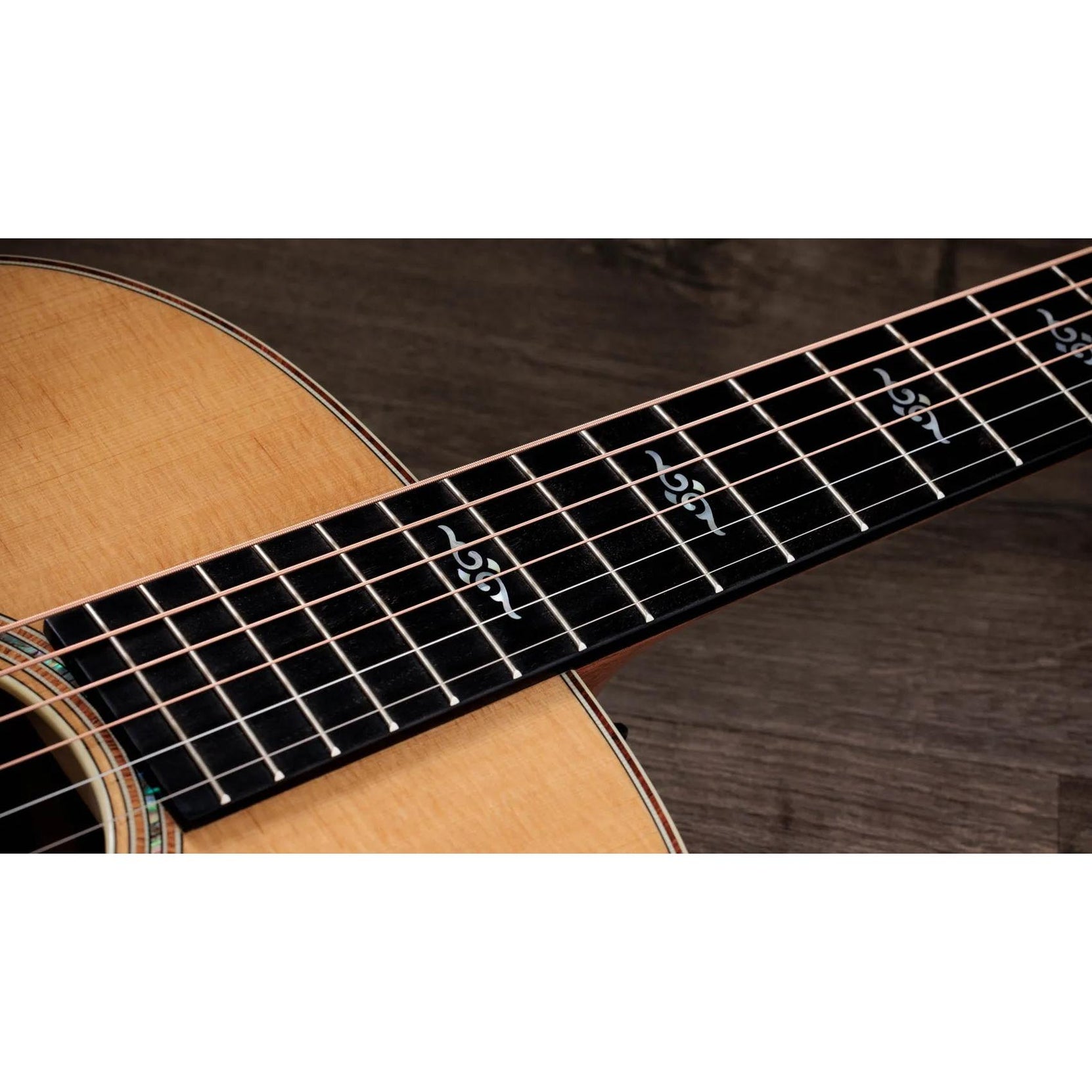 Đàn Guitar Acoustic Taylor Gold Label K14e-Mai Nguyên Music