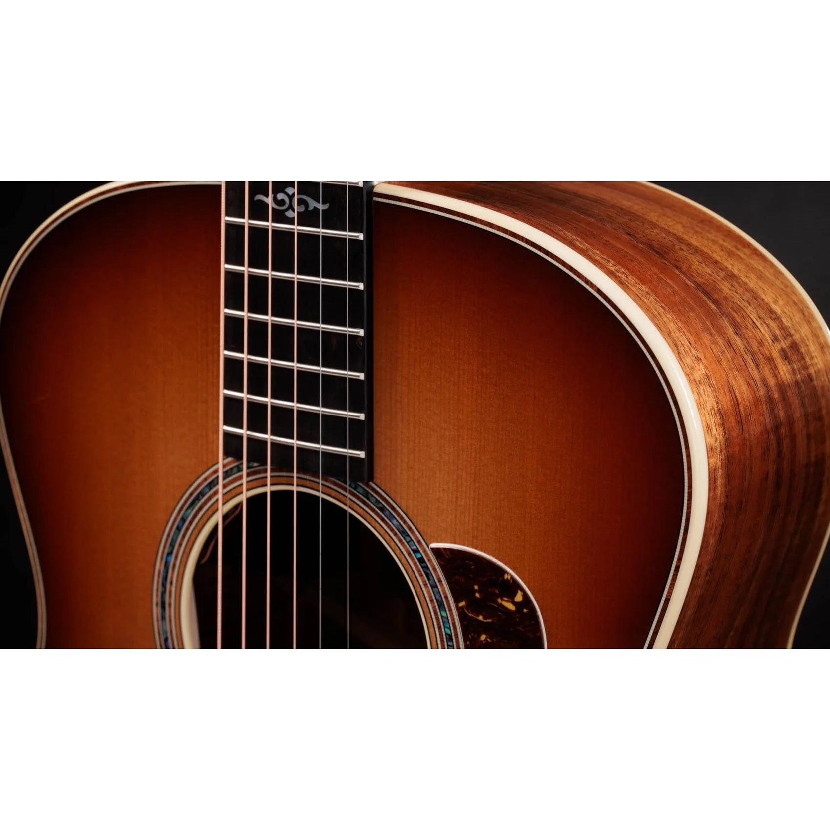 Đàn Guitar Acoustic Taylor Gold Label K14e-Mai Nguyên Music
