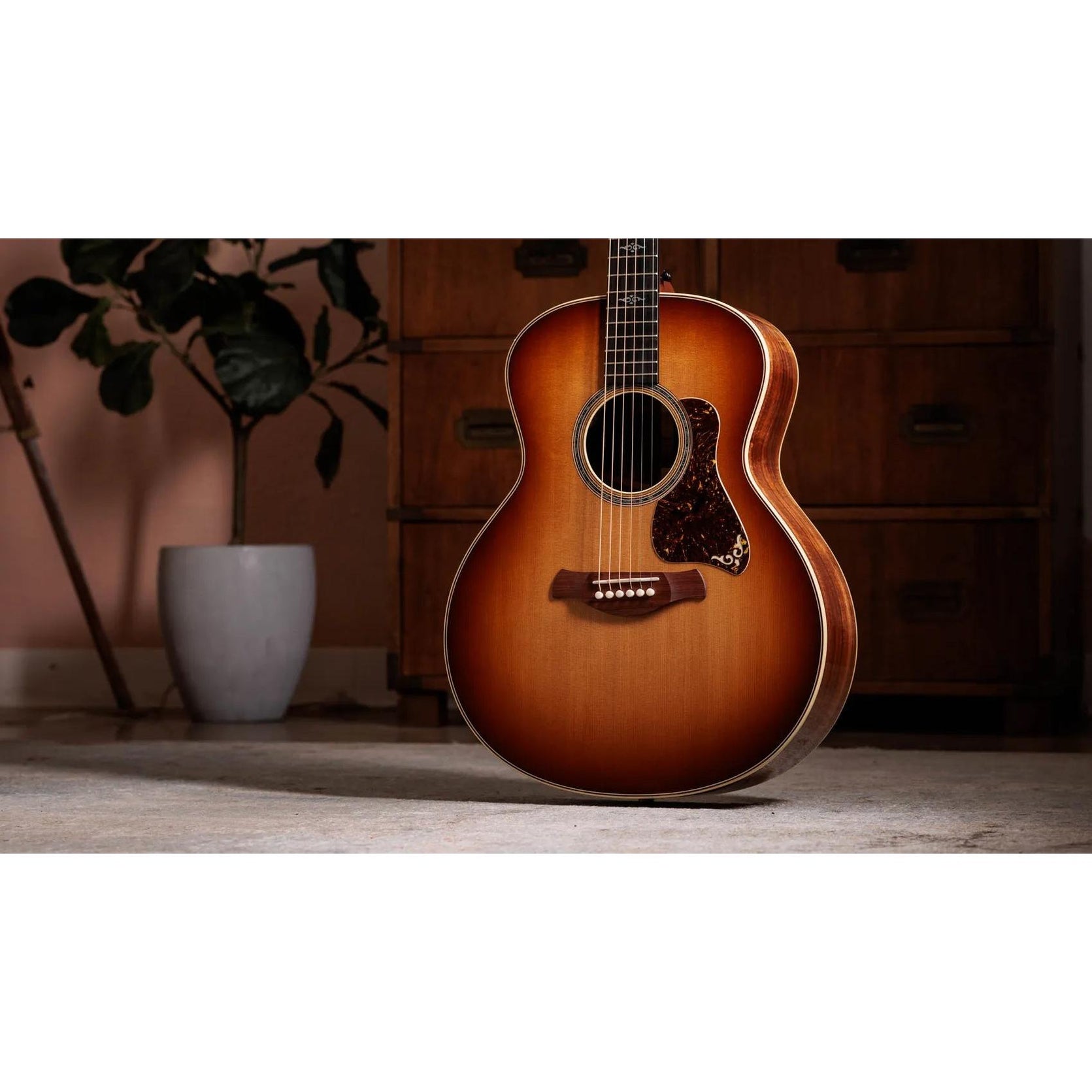 Đàn Guitar Acoustic Taylor Gold Label K14e-Mai Nguyên Music