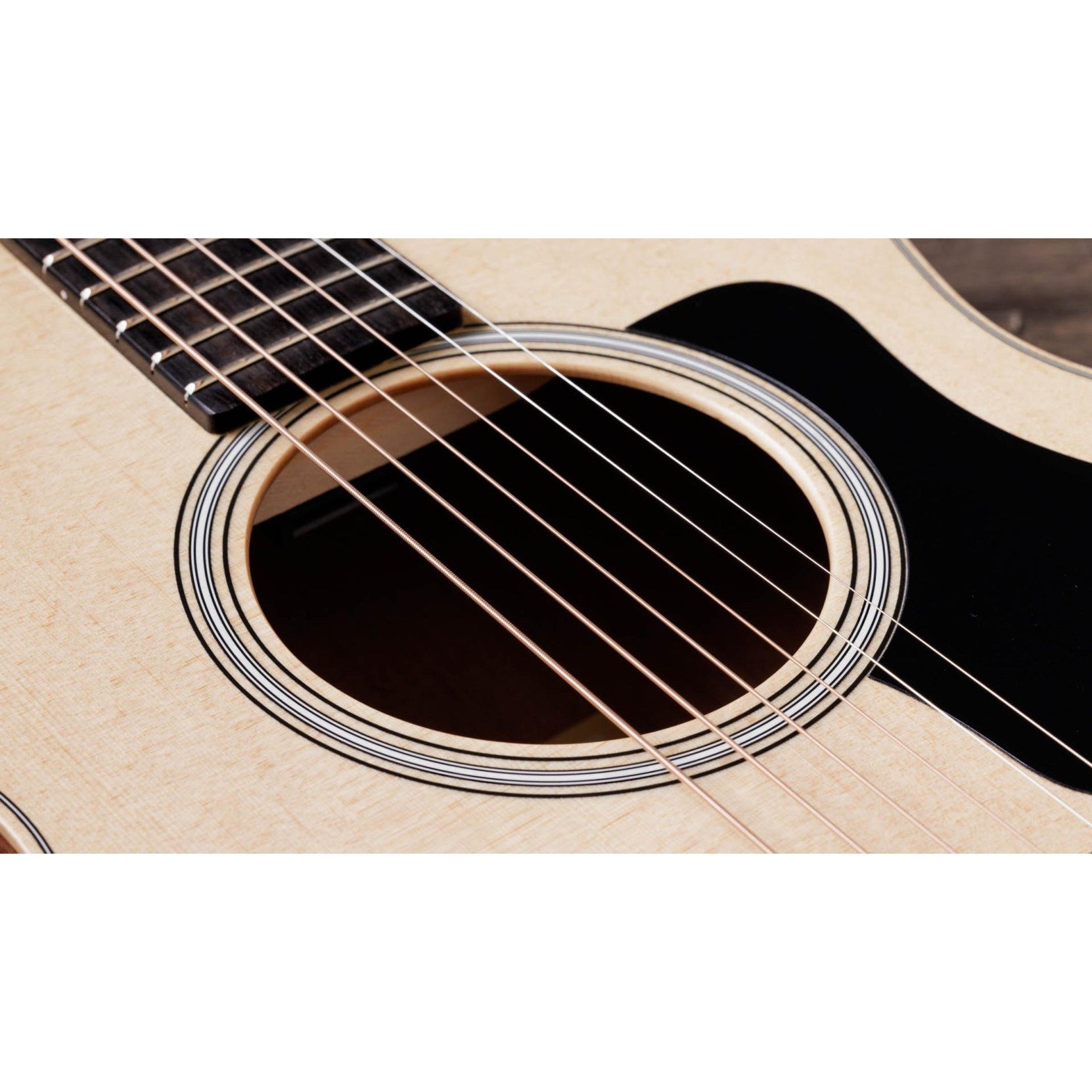 Đàn Guitar Acoustic Taylor GS Mini Sapele w/Bag-Mai Nguyên Music