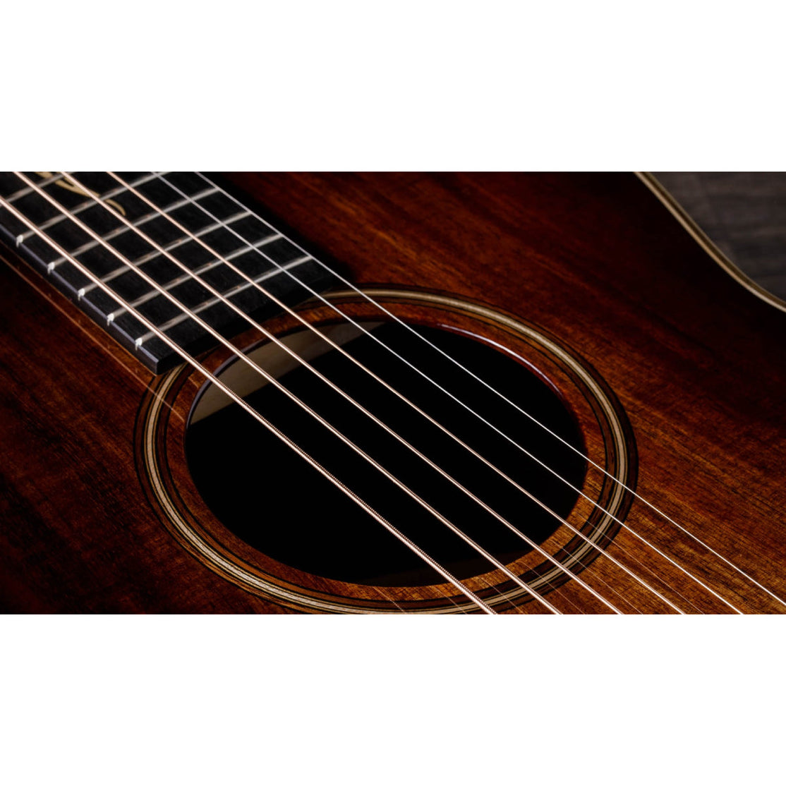 Đàn Guitar Acoustic Taylor GT K21e w/Case-Mai Nguyên Music