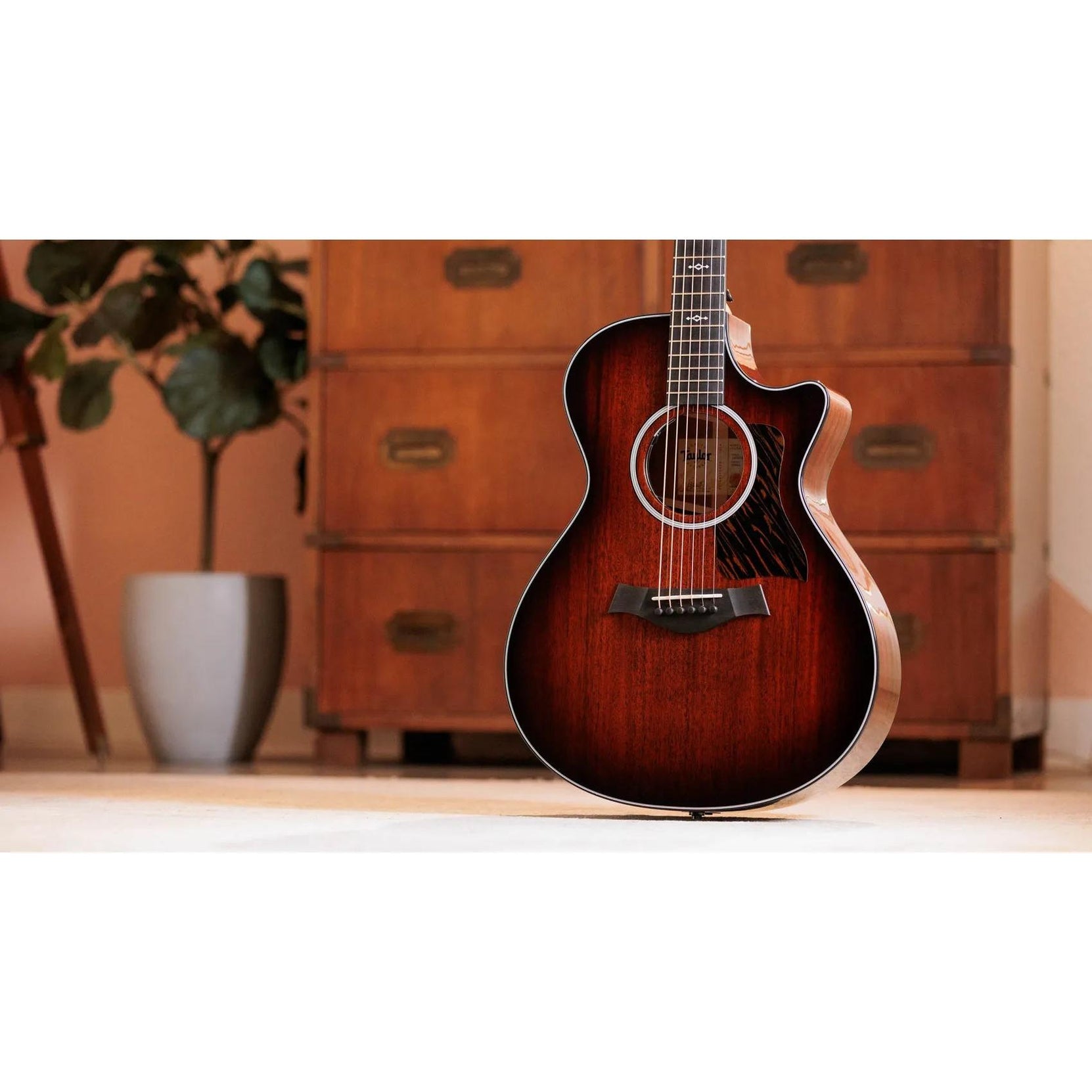 Đàn Guitar Acoustic Taylor Next Generation 322ce - Shaded Edgeburst-Mai Nguyên Music