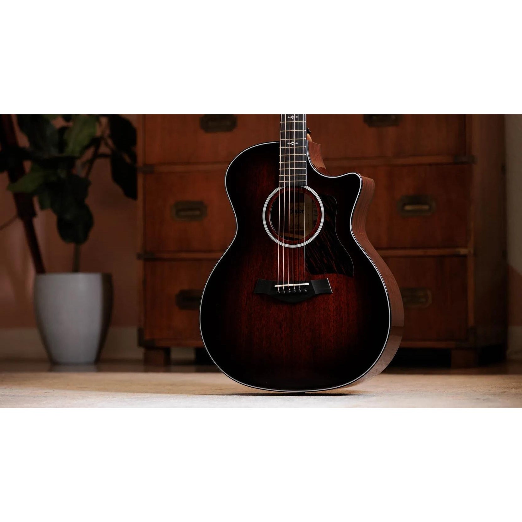 Đàn Guitar Acoustic Taylor Next Generation 324ce - Shaded Edgeburst-Mai Nguyên Music
