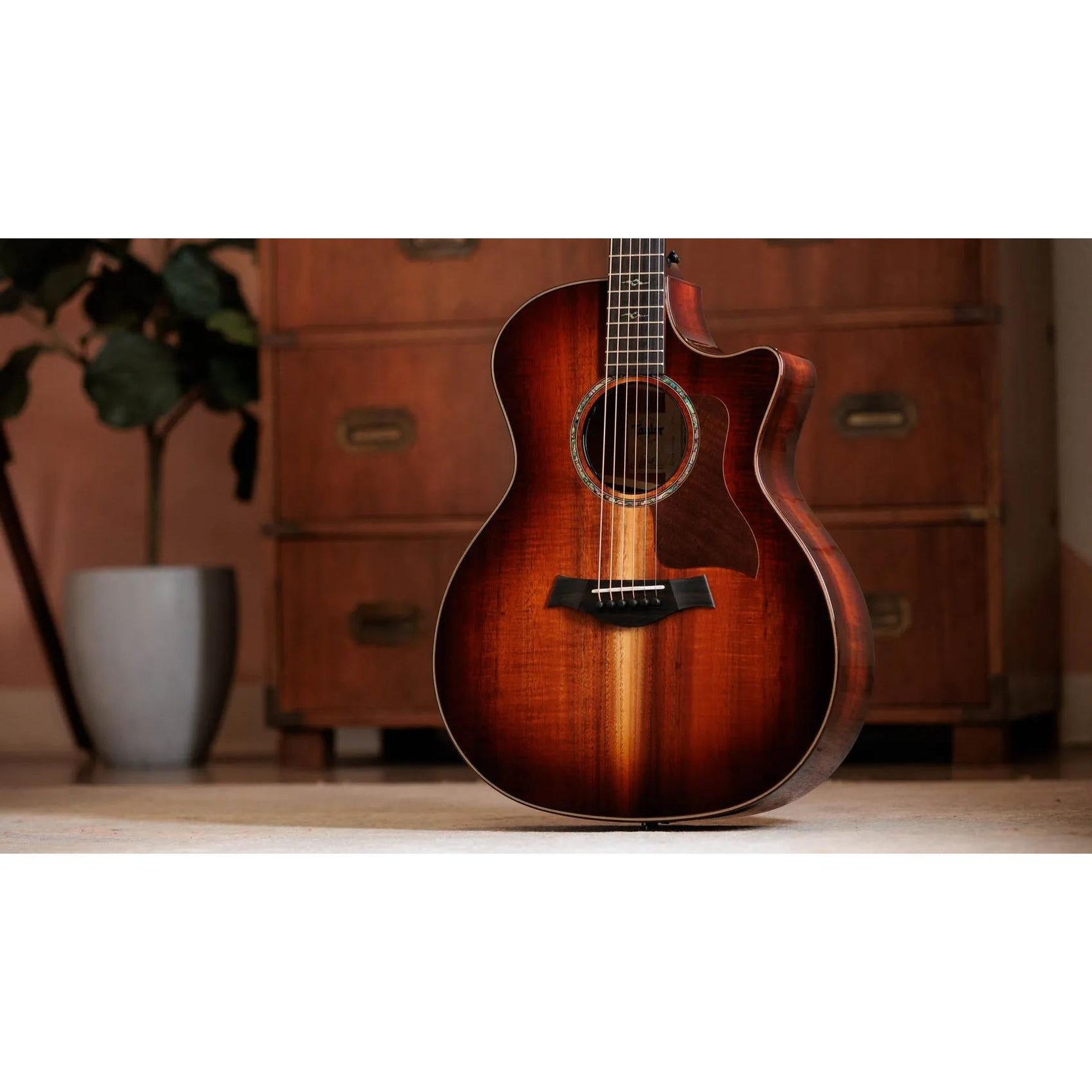 Đàn Guitar Acoustic Taylor Next Generation K24ce Special Edition - Shaded Edgeburst-Mai Nguyên Music