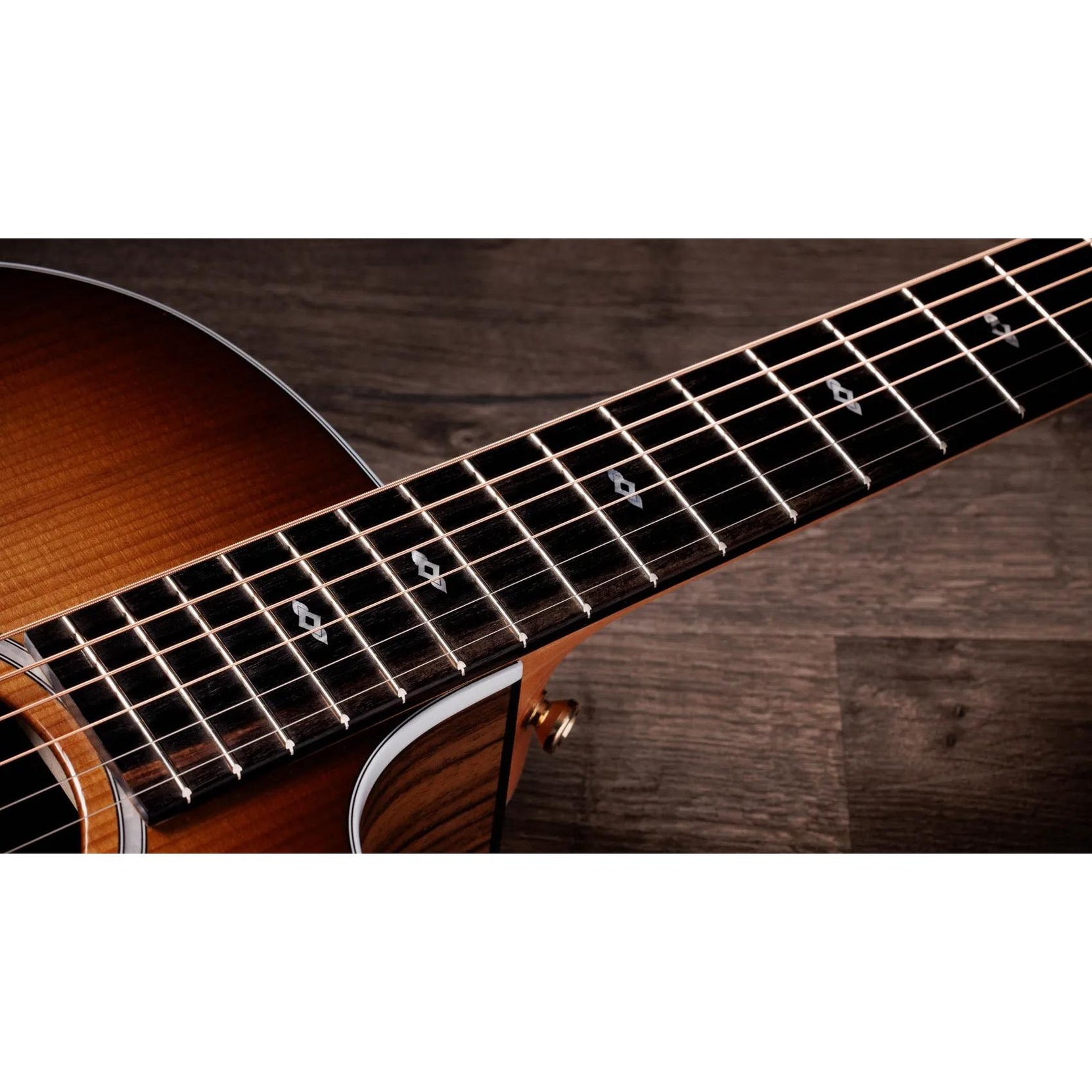 Đàn Guitar Acoustic Taylor Sunset Blvd 214ce DLX - Sunset Edgeburst-Mai Nguyên Music