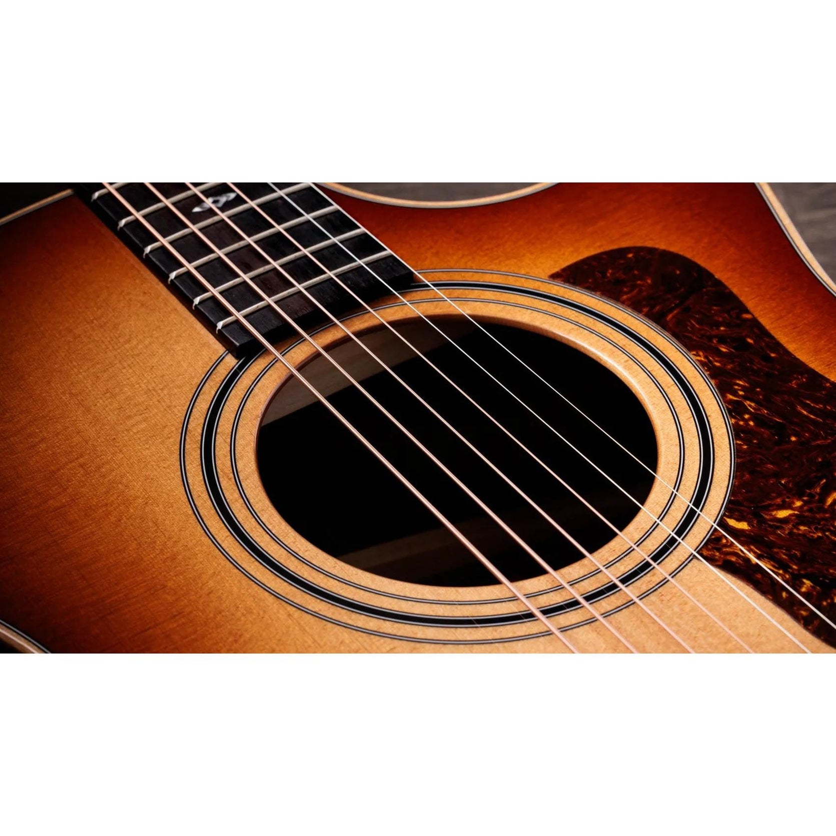 Đàn Guitar Acoustic Taylor Sunset Blvd 414ce Studio - Sunset Edgeburst-Mai Nguyên Music