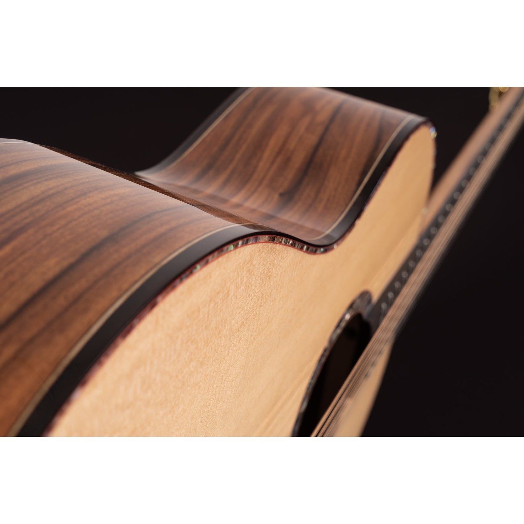 Đàn Guitar Acoustic Washburn Elegante S24S-Mai Nguyên Music